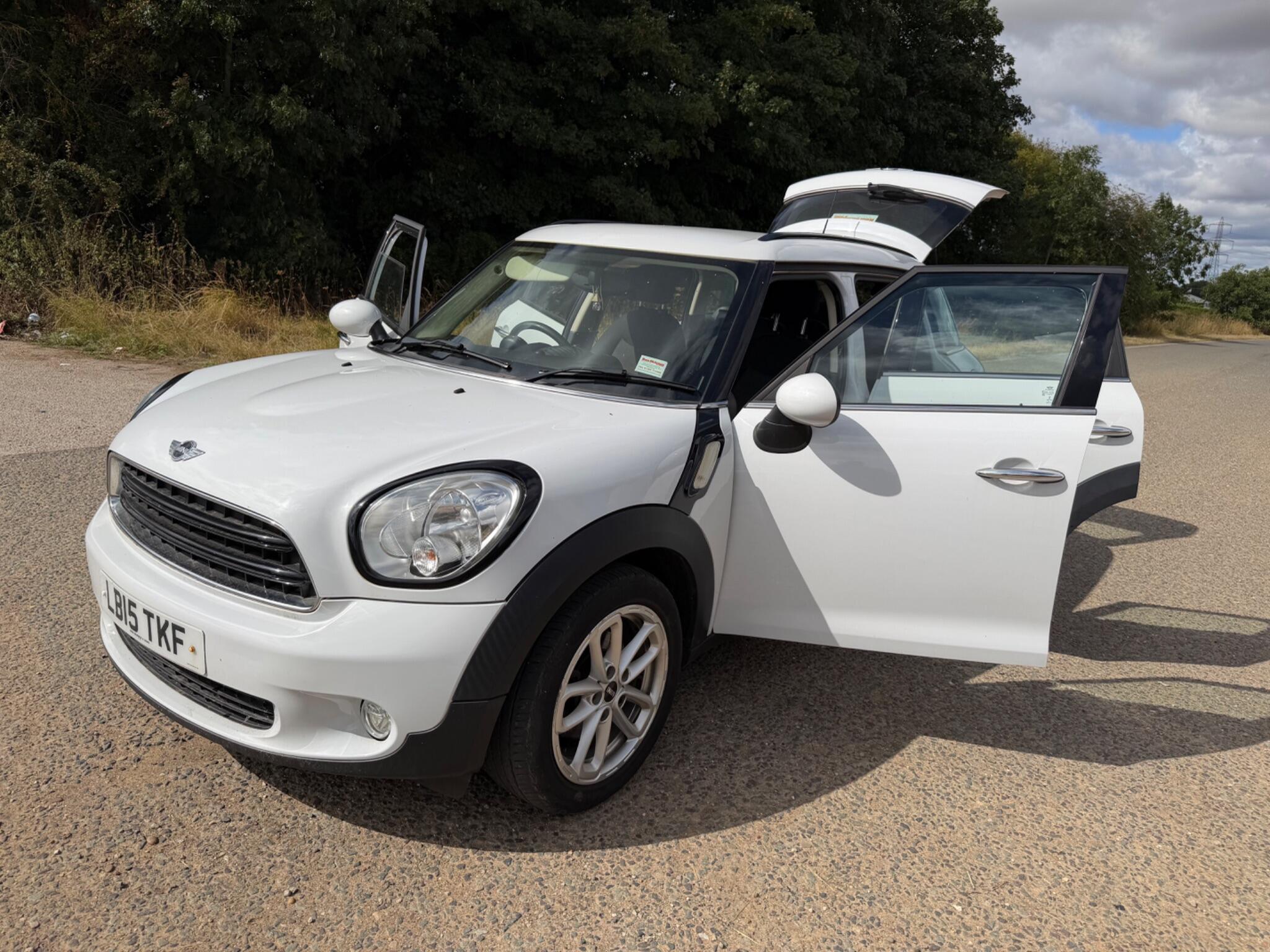 Mini Countryman view 18