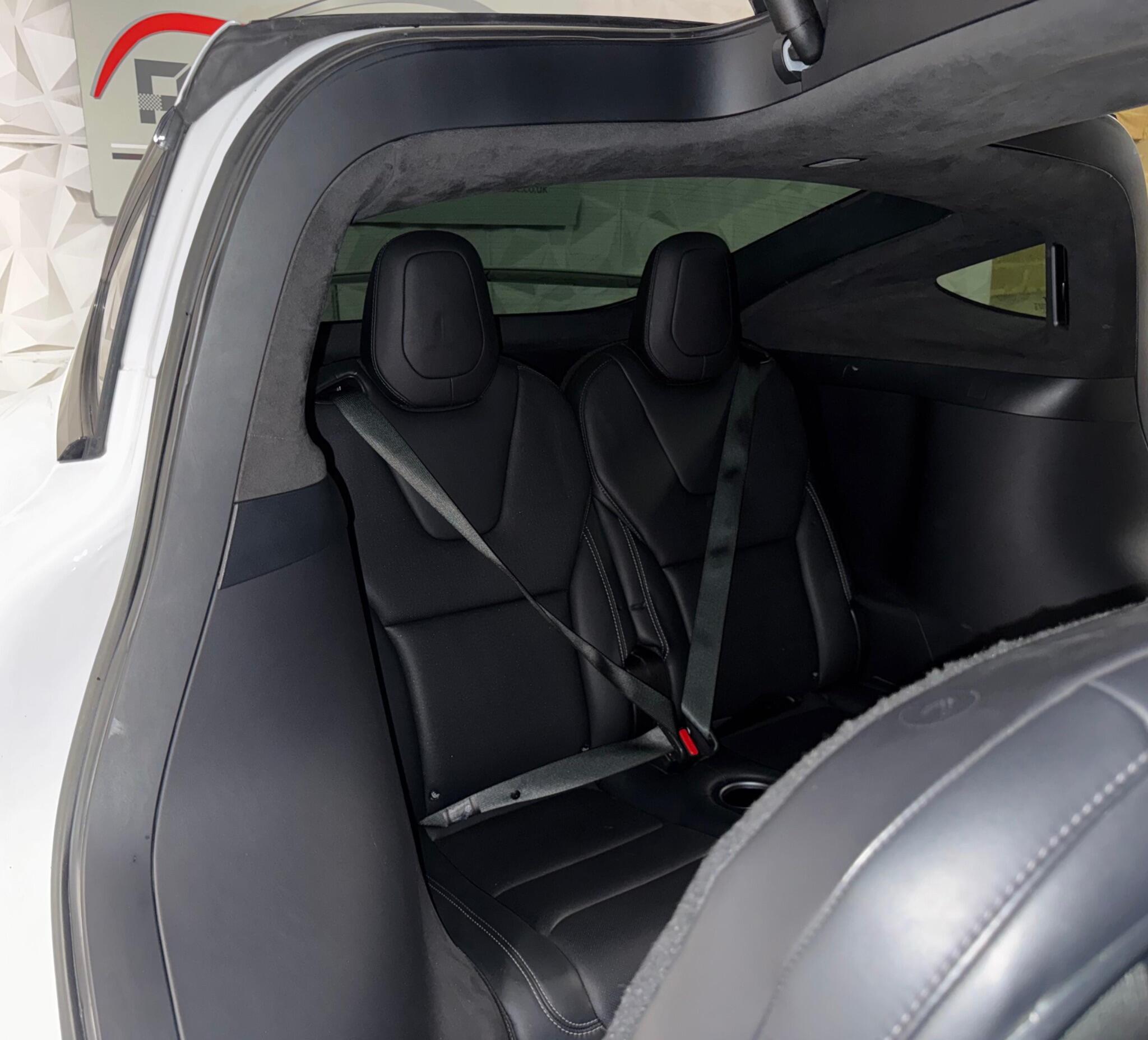 Tesla Model X view 14