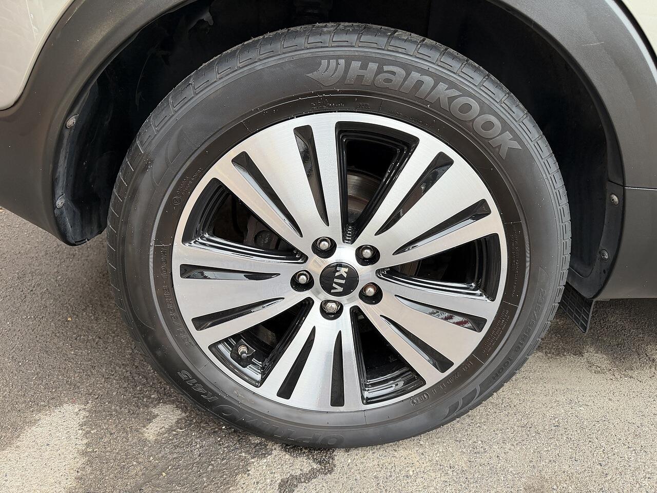 Kia Sportage view 28