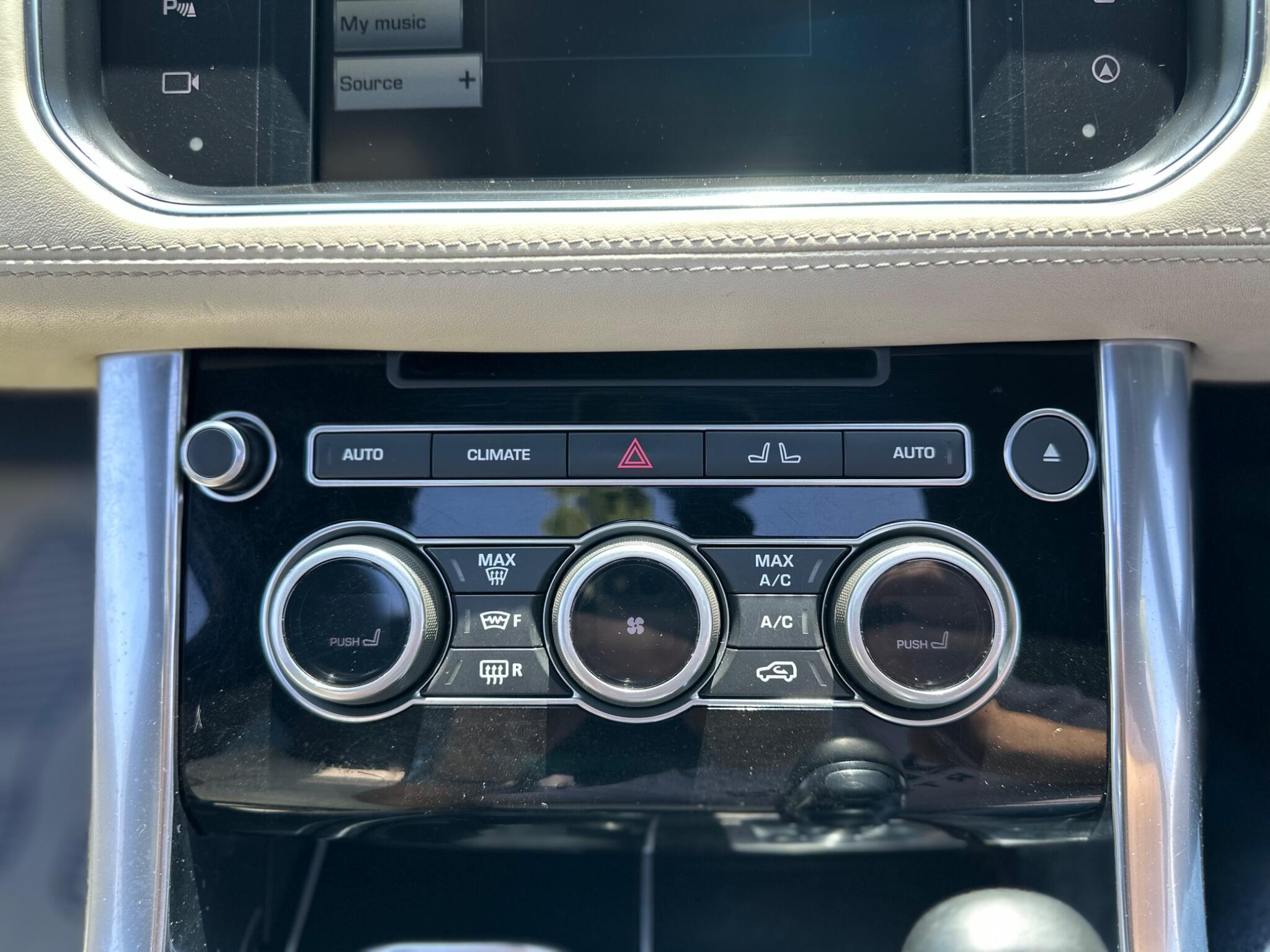 Land Rover Range Rover Sport view 33