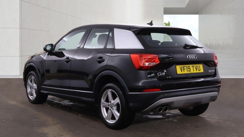 Audi Q2 view 7