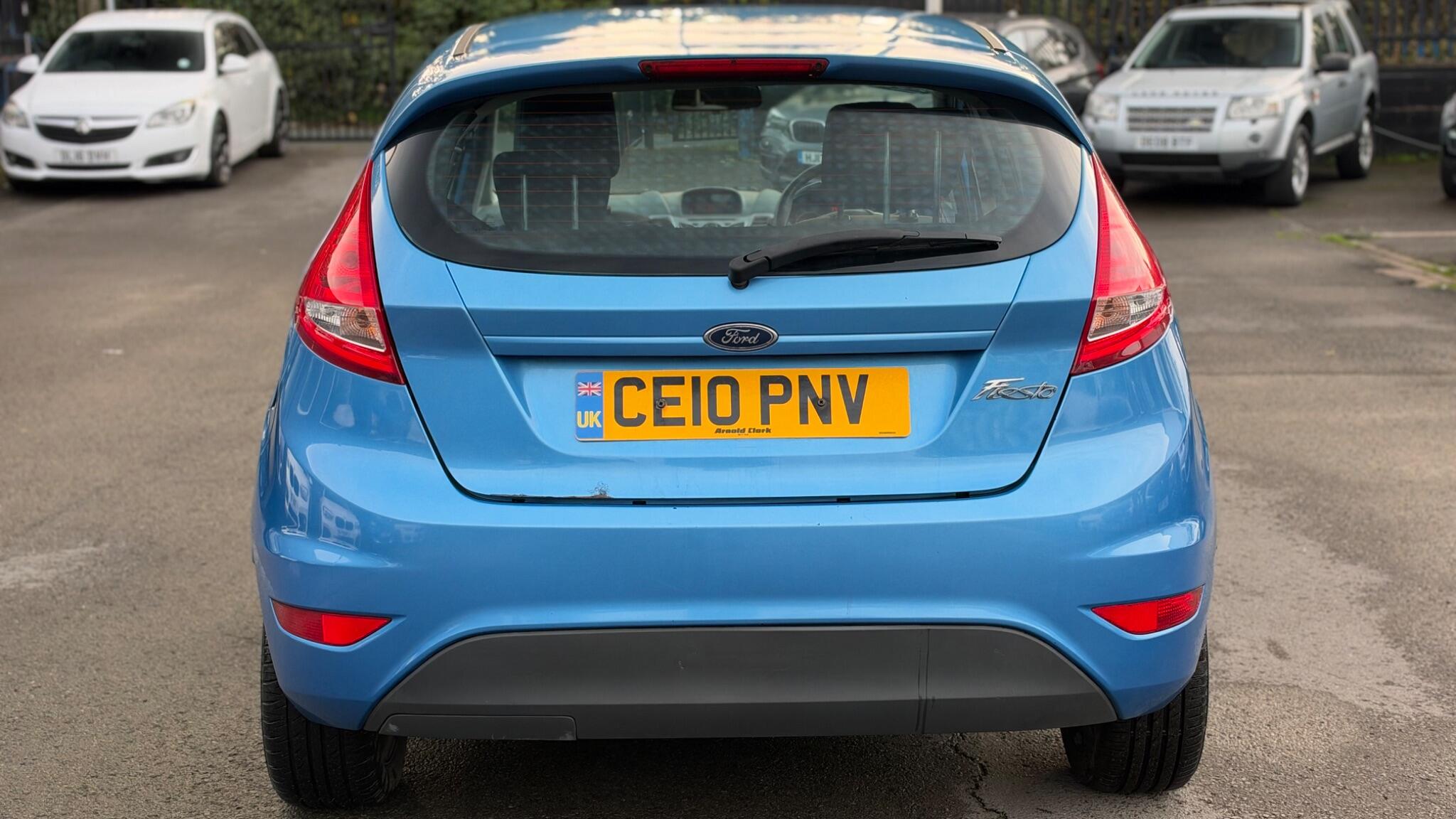 Ford Fiesta view 6