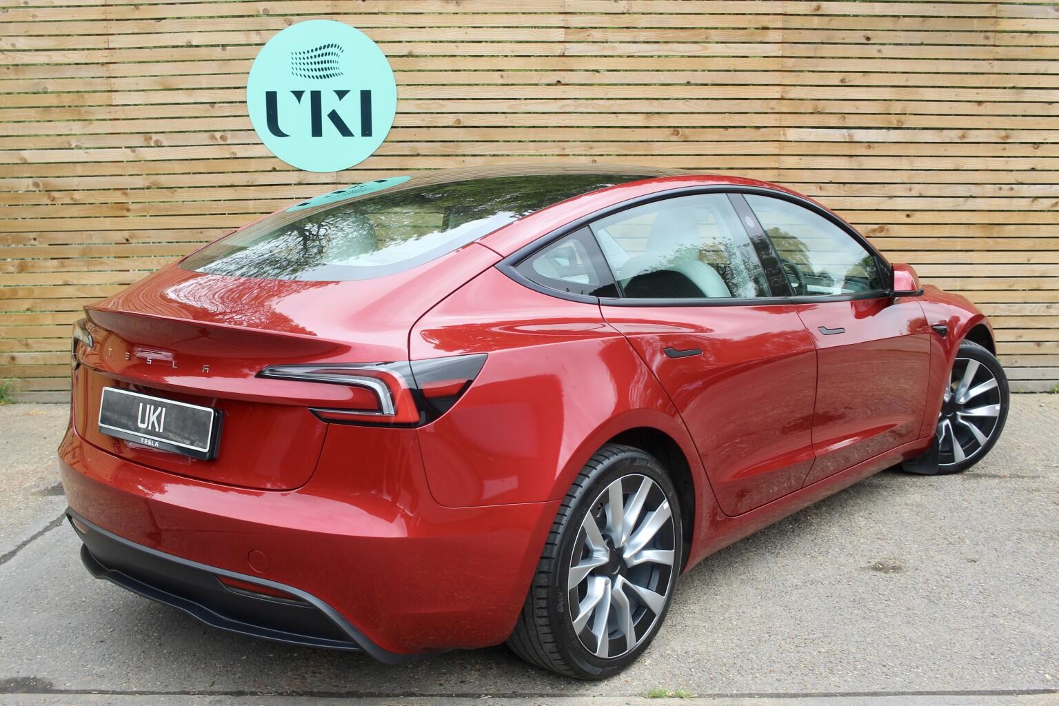 Tesla Model 3 view 3