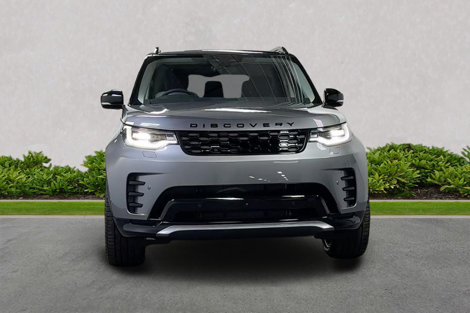 Land Rover Discovery view 5