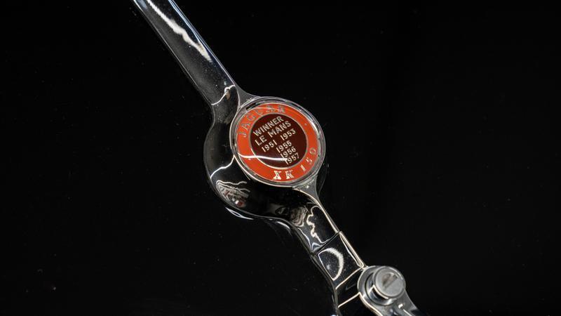 Jaguar XK150 view 29