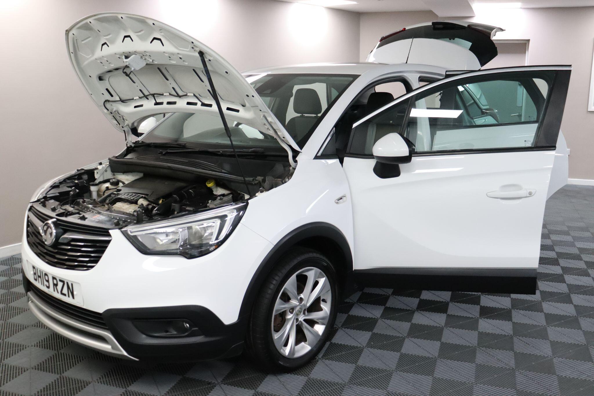 Vauxhall Crossland X view 16