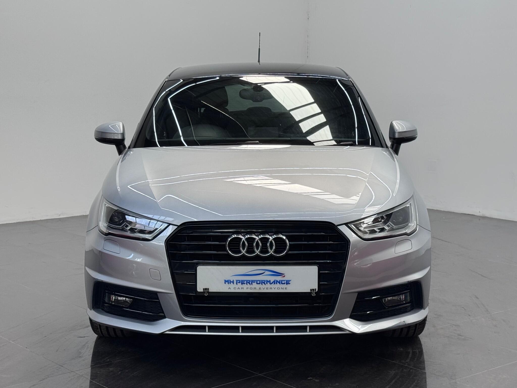 Audi A1 view 2