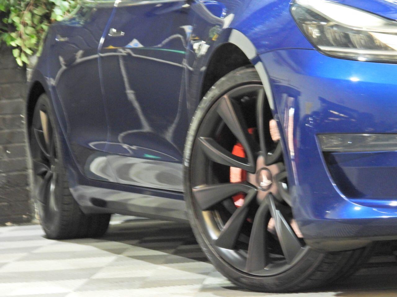 Tesla Model 3 view 6