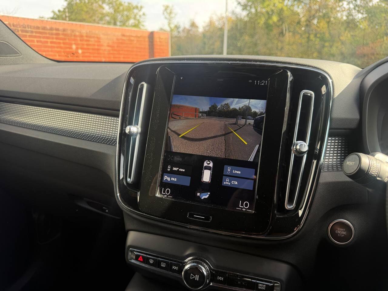 Volvo XC40 view 43