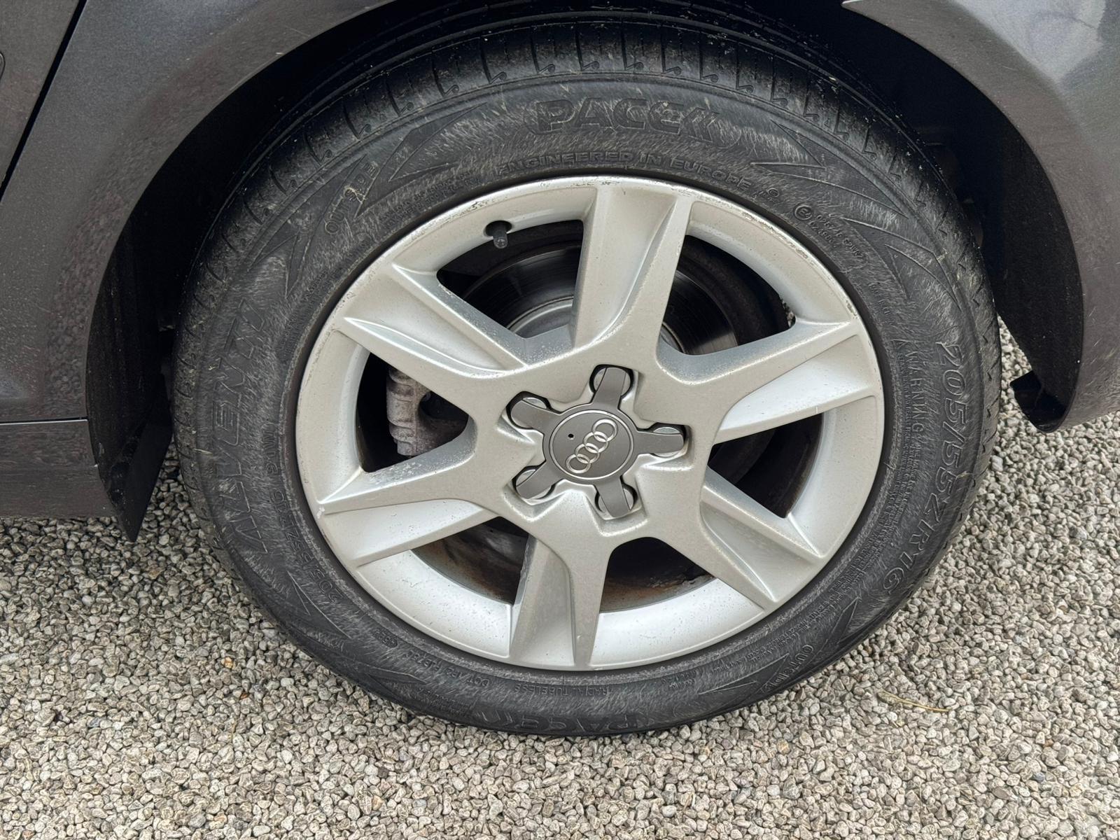 2010 Audi A3 image 27