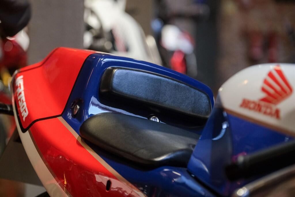 Honda VFR750 view 4