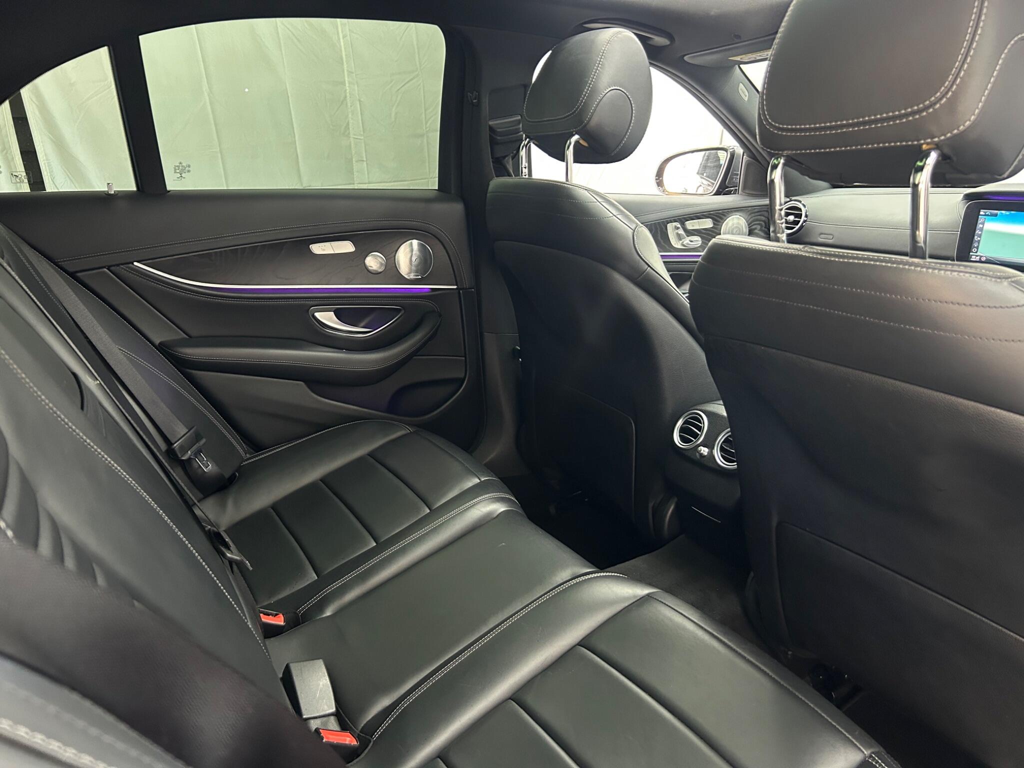 Mercedes-Benz E Class view 20