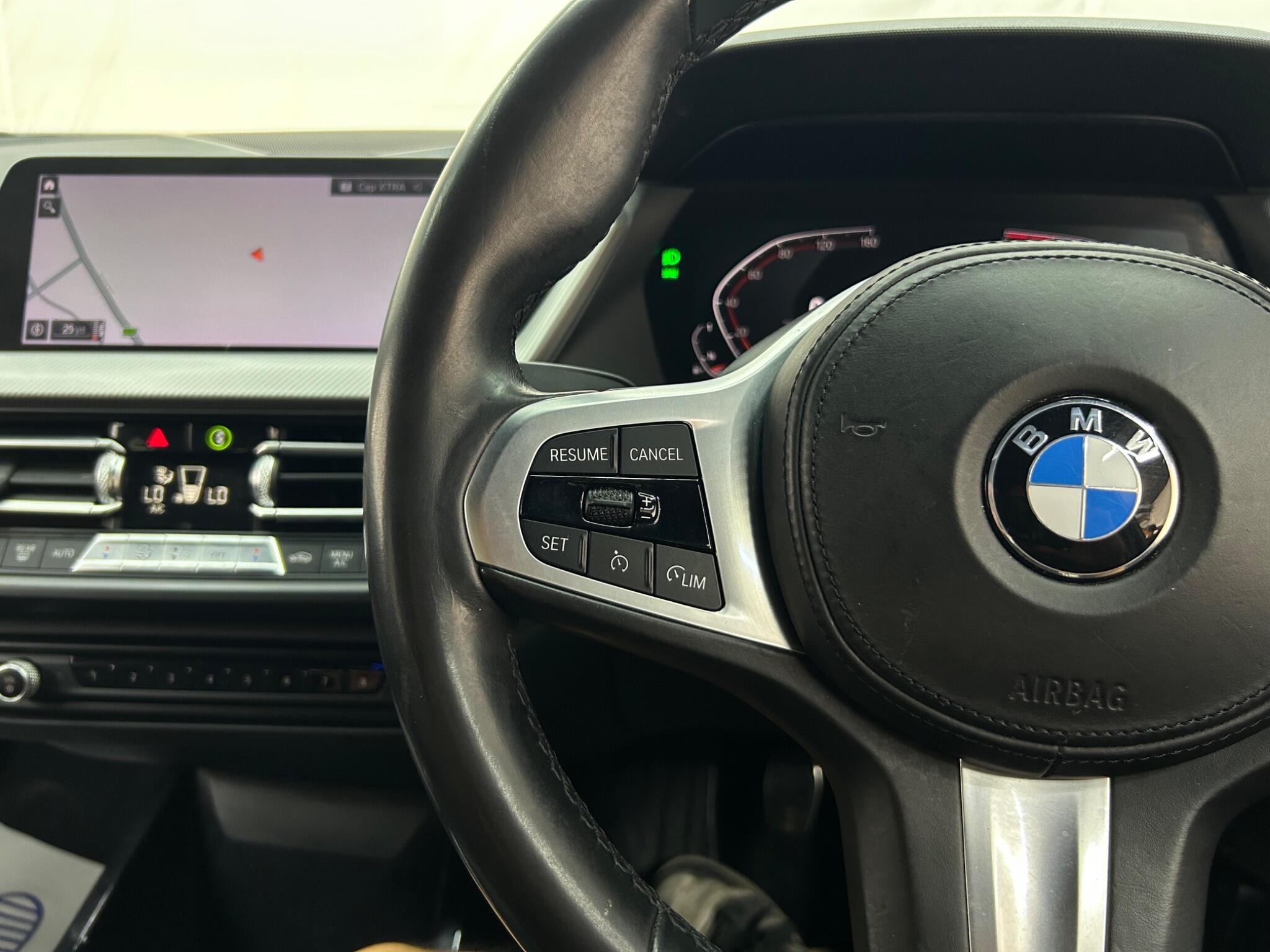 BMW 1 Series view 42