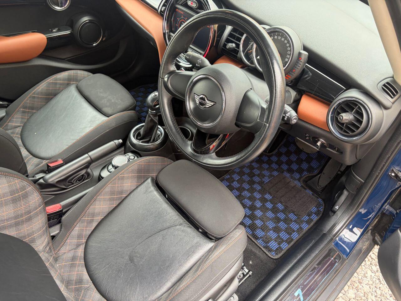 MINI Hatch view 17