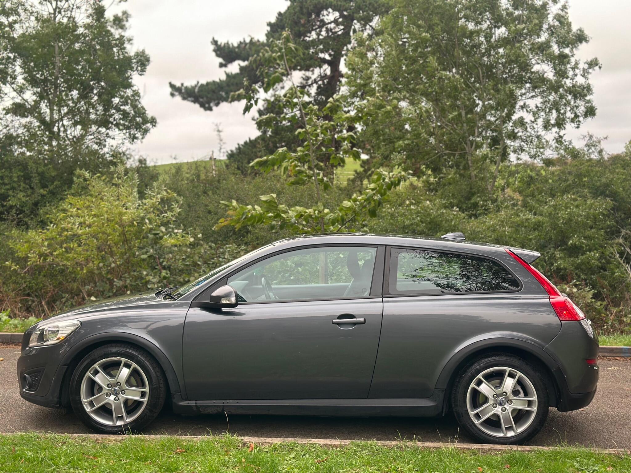 2010 Volvo C30 image 3