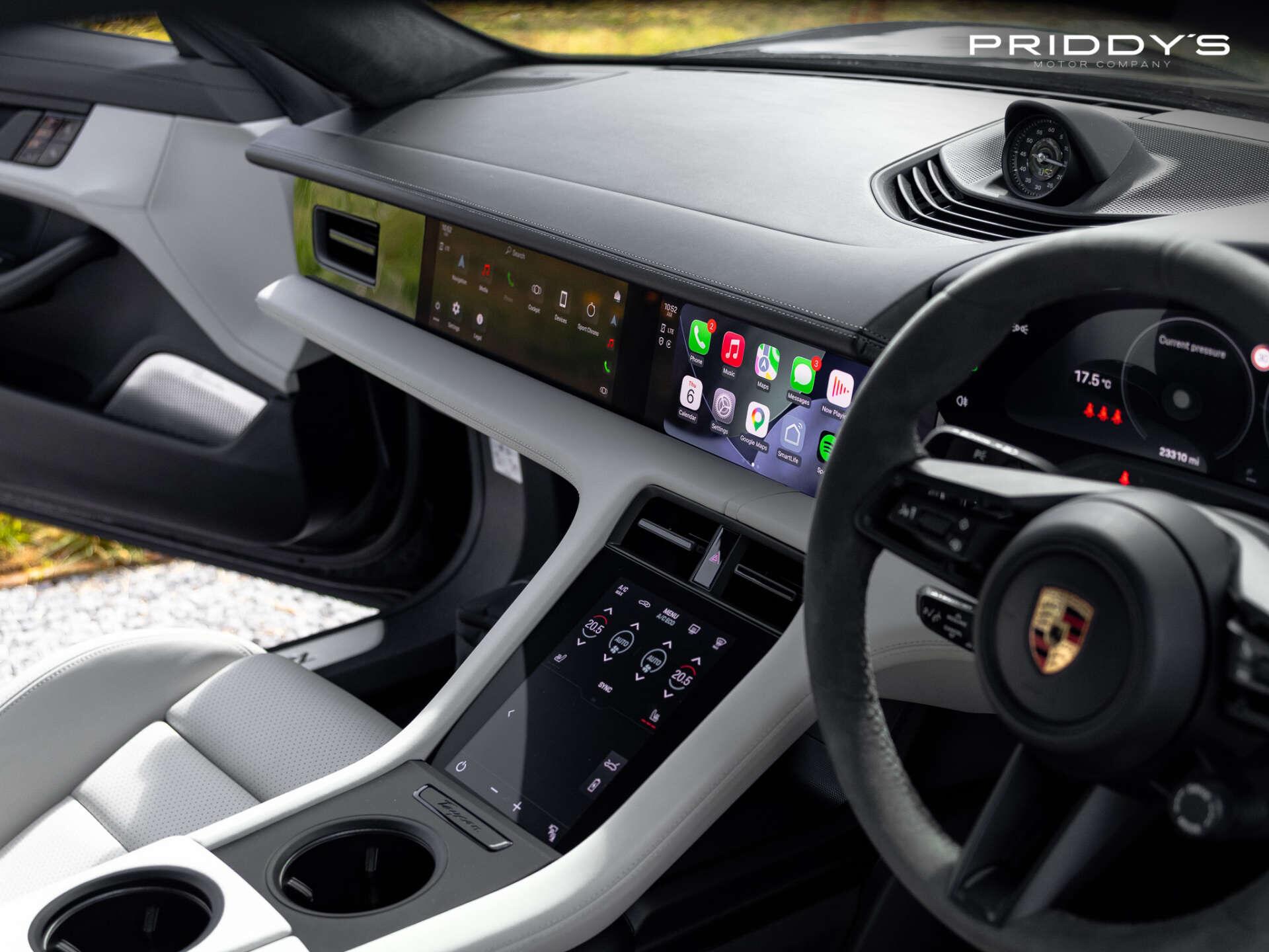 Porsche Taycan view 66