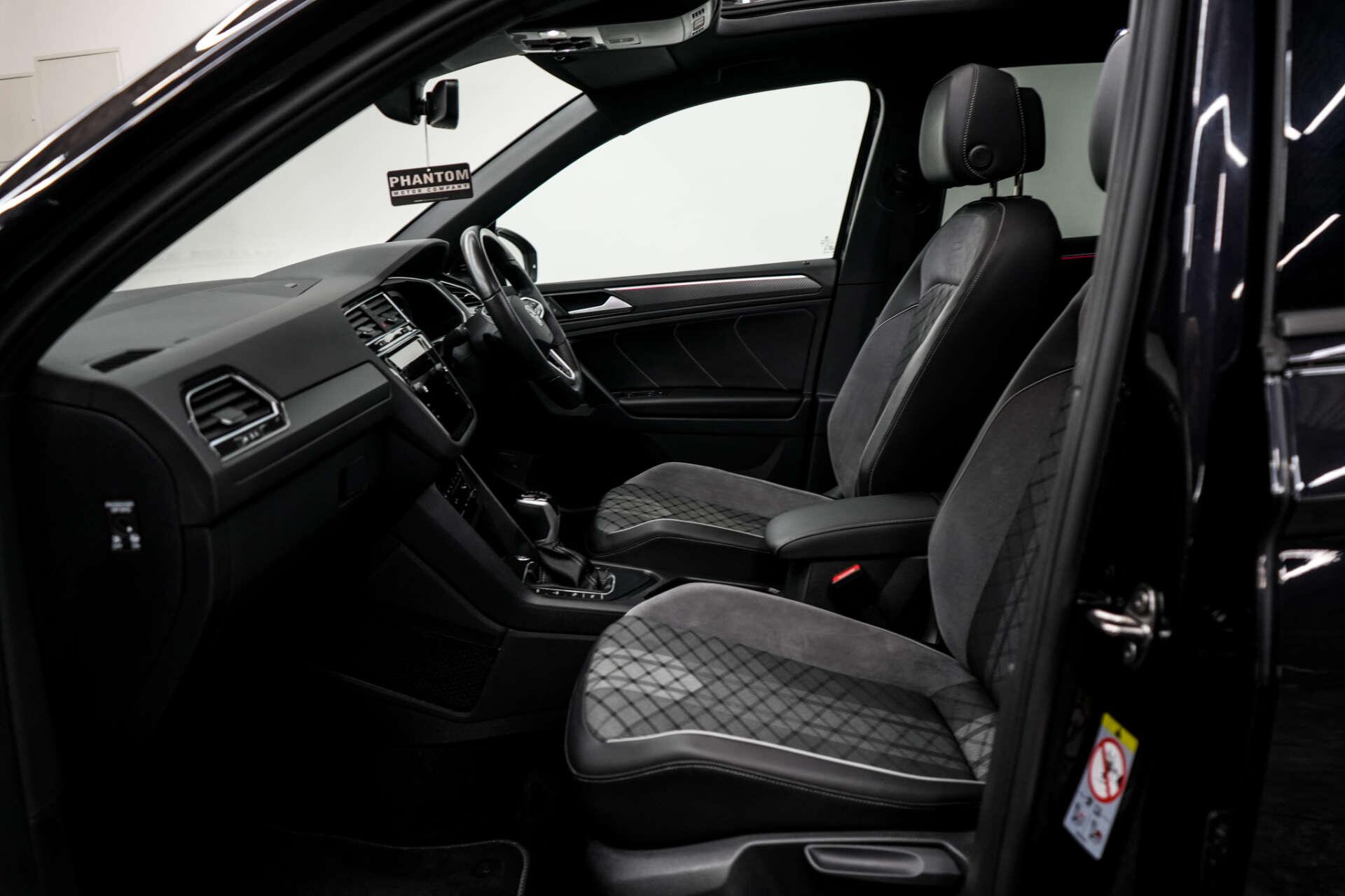 Volkswagen Tiguan view 17