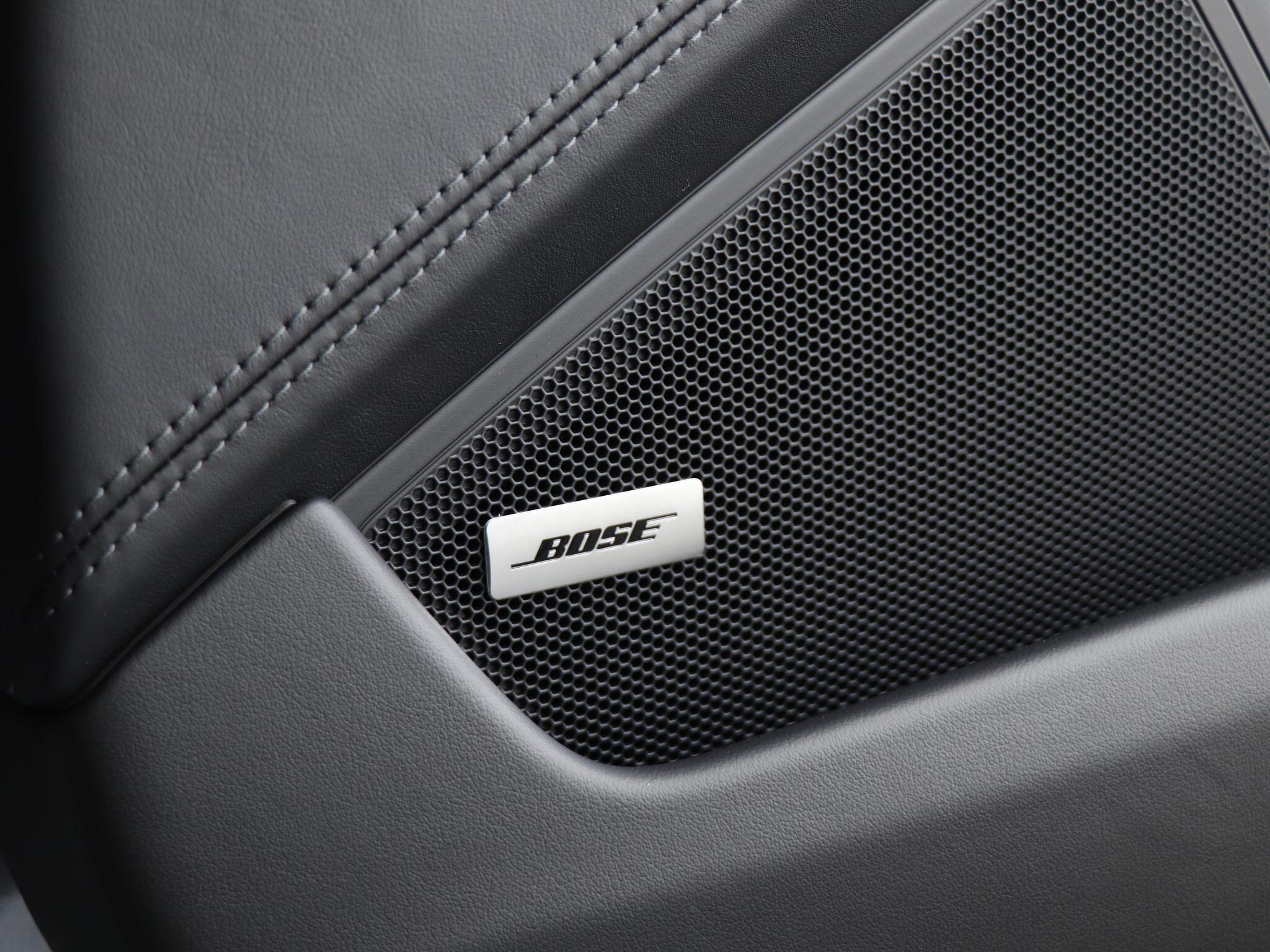 Porsche 911 view 26