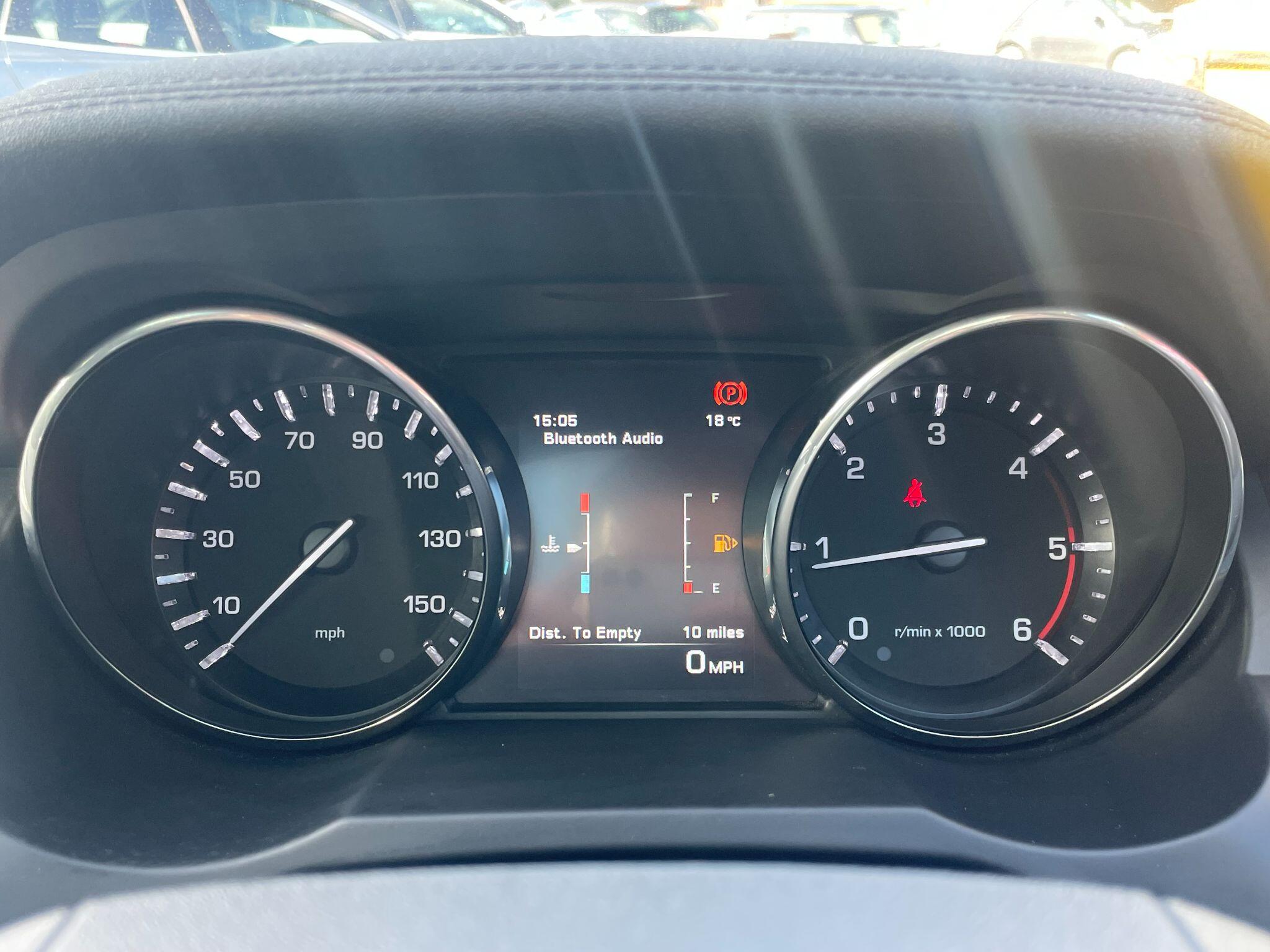 Land Rover Range Rover Evoque view 33