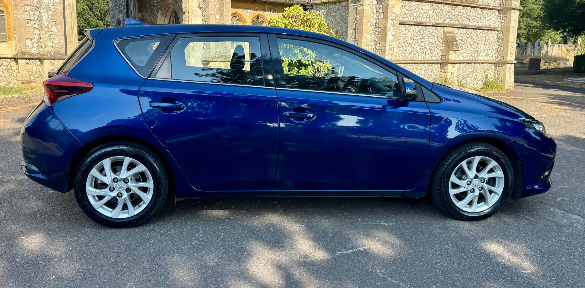 Toyota Auris view 17