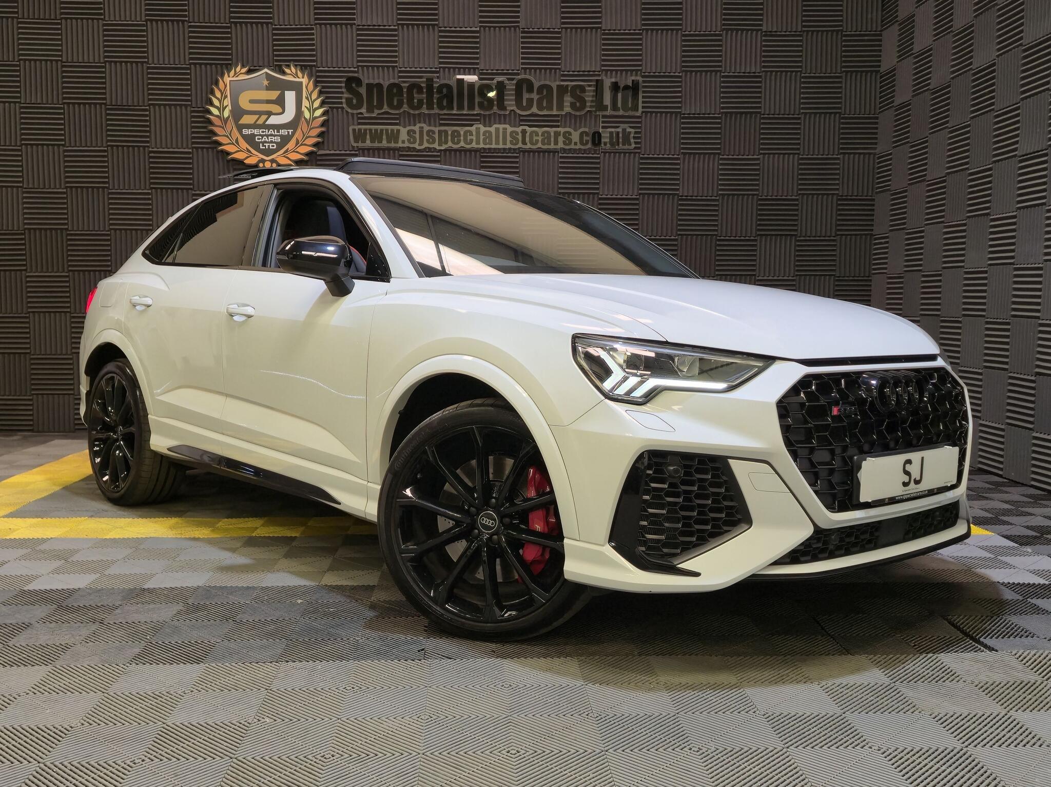 Audi RS Q3 main image
