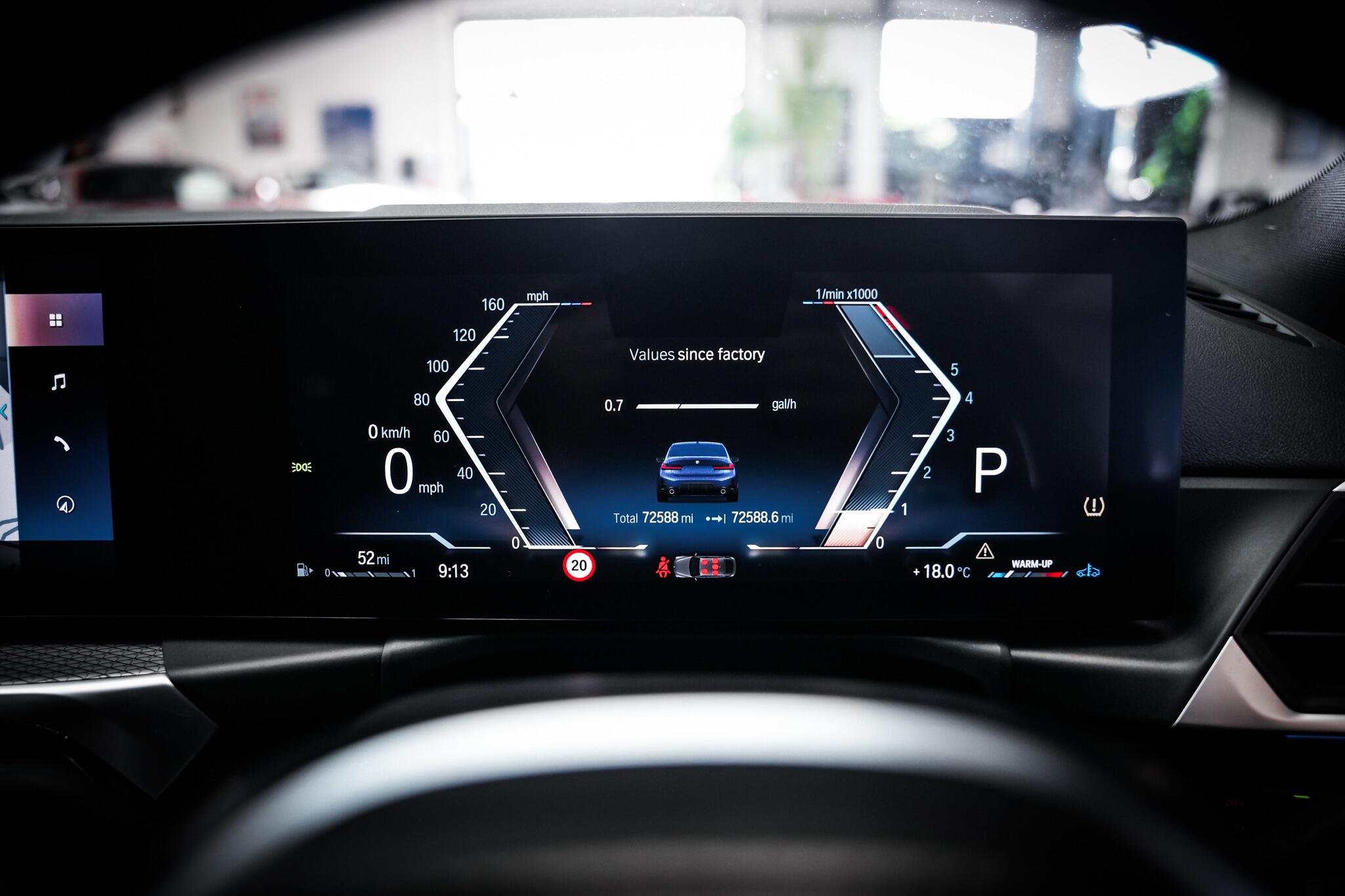 BMW 3 Series view 20