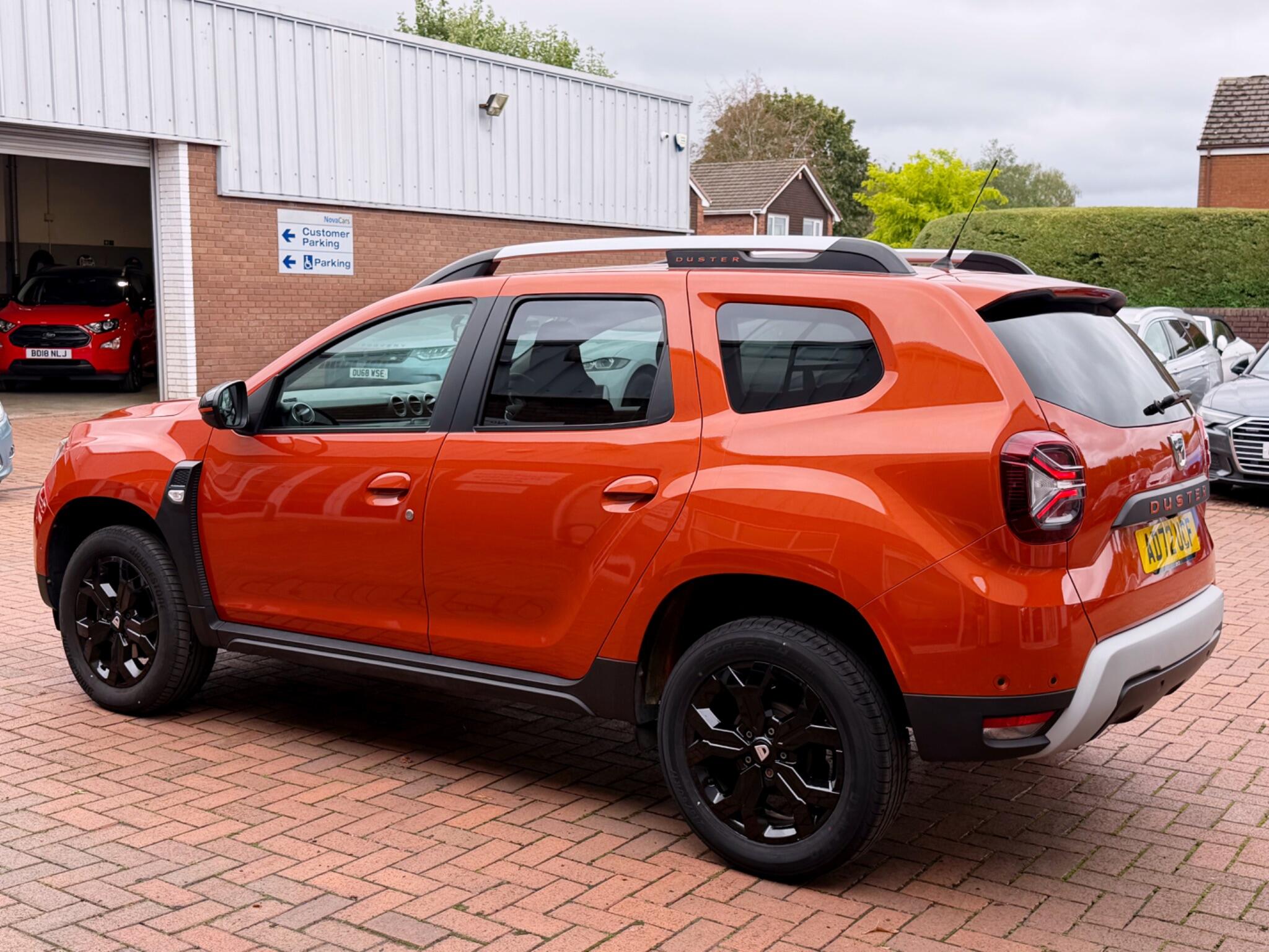 Dacia Duster view 24