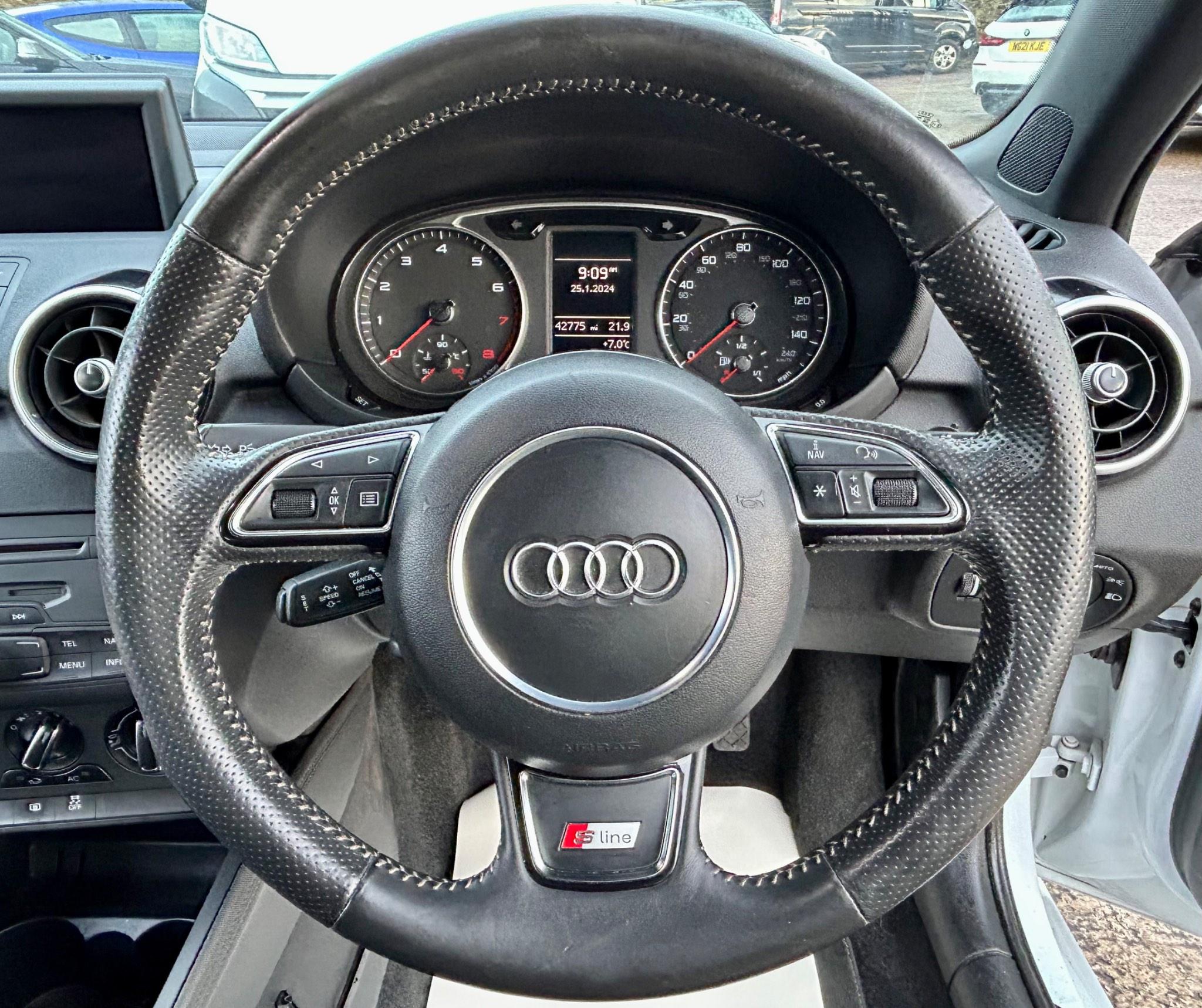 Audi A1 view 22