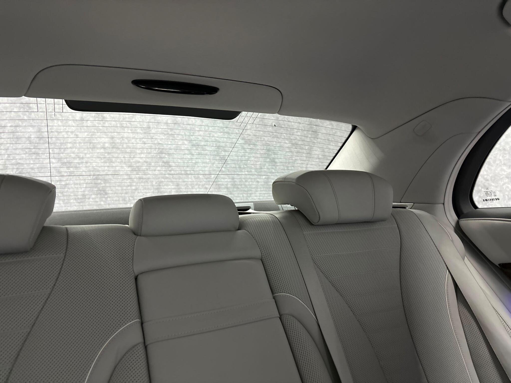 Mercedes-Benz S Class view 16