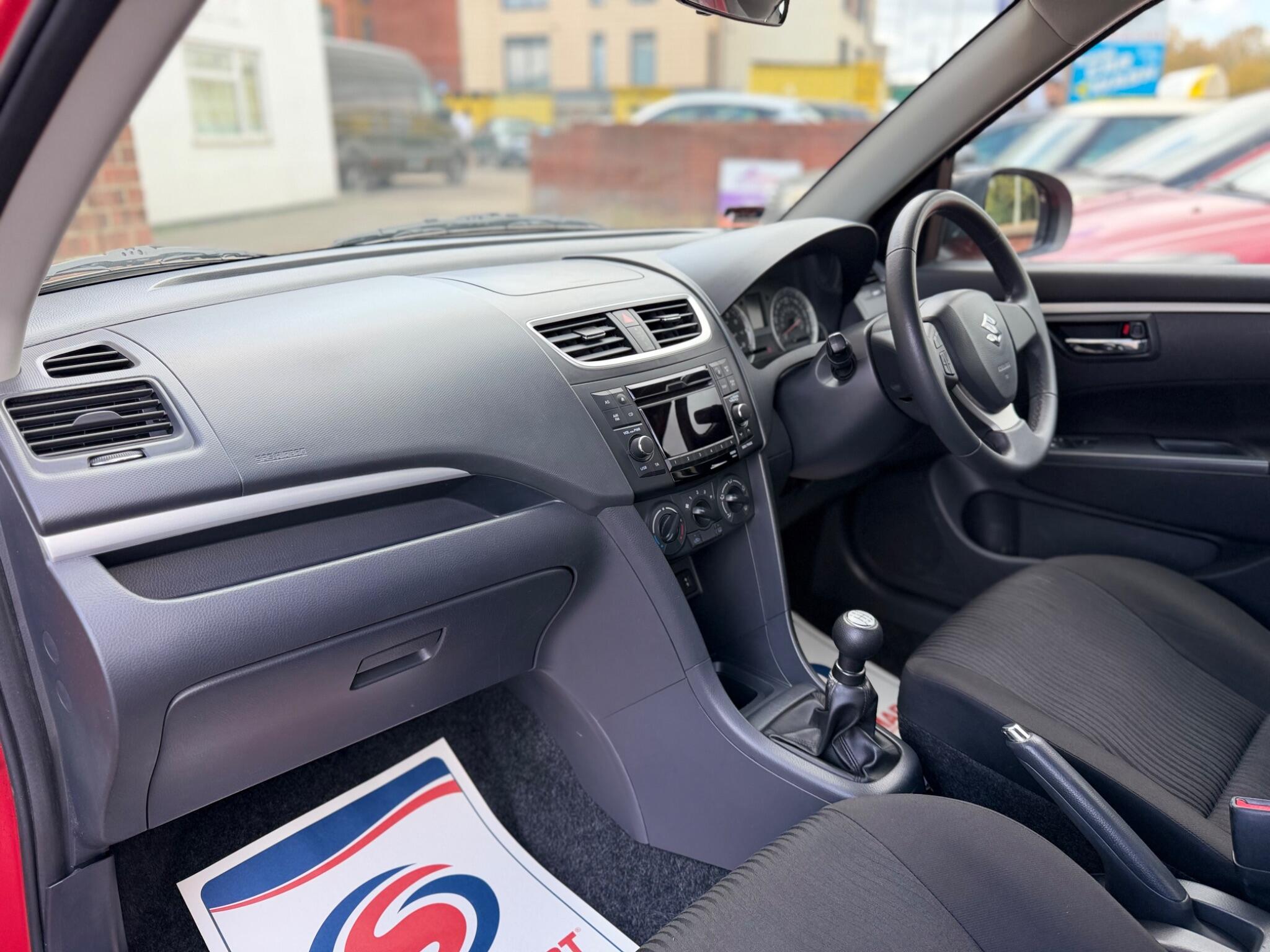 Suzuki Swift view 13