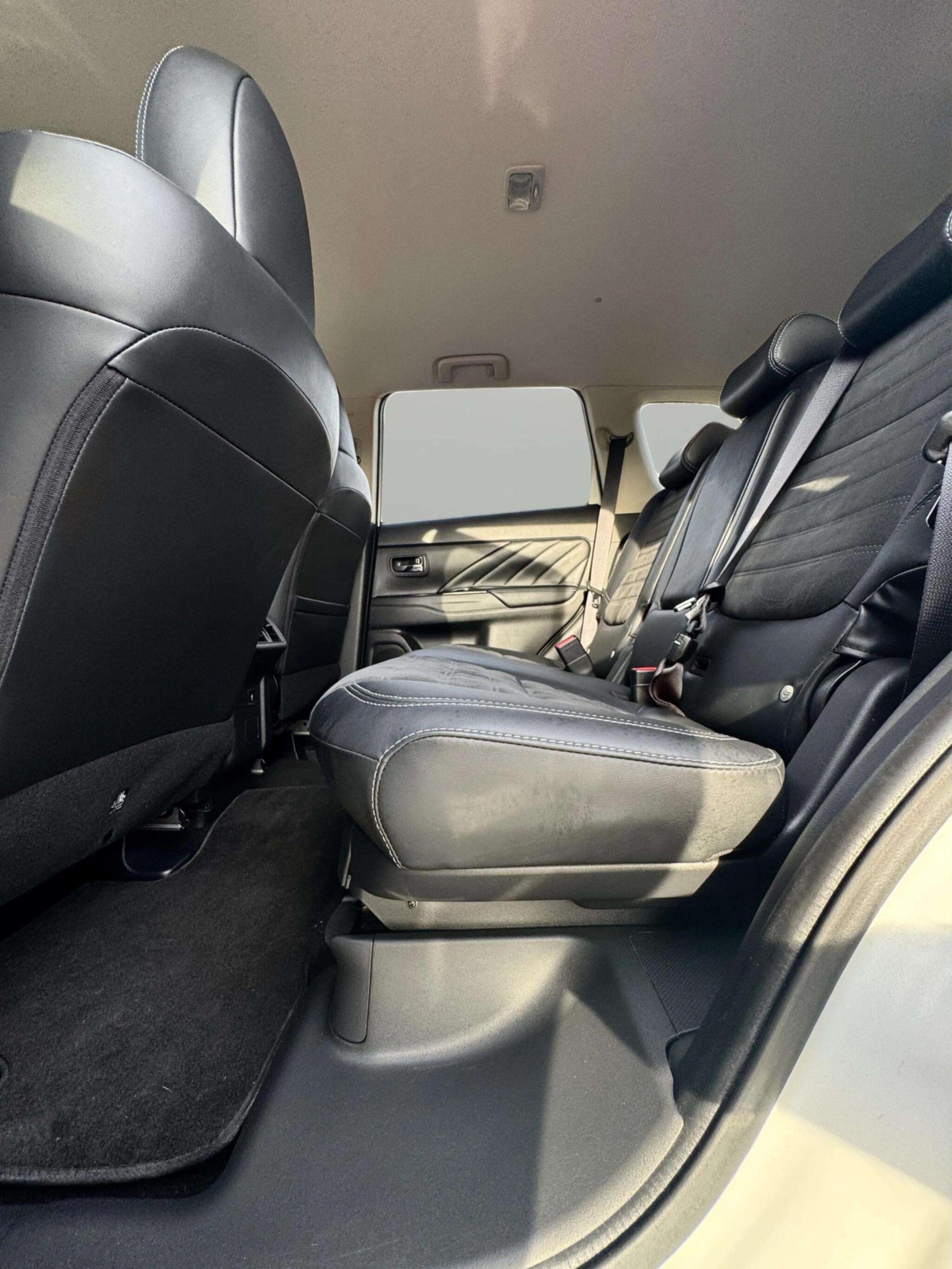 Mitsubishi Outlander view 48