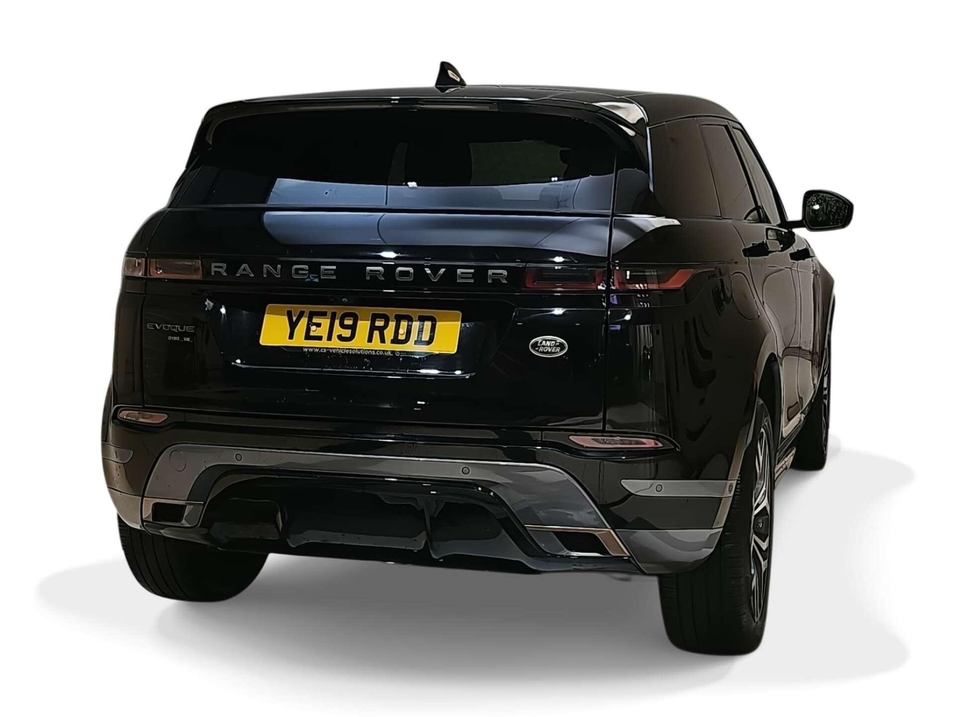 Land Rover Range Rover Evoque view 3