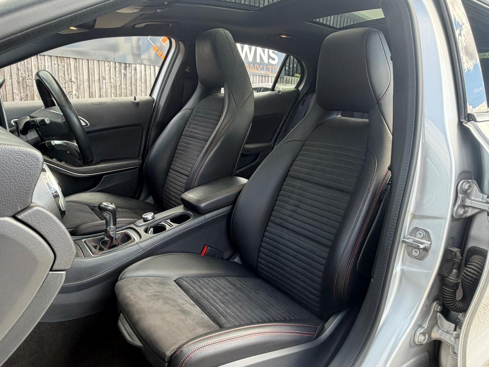 Mercedes-Benz Gla view 18