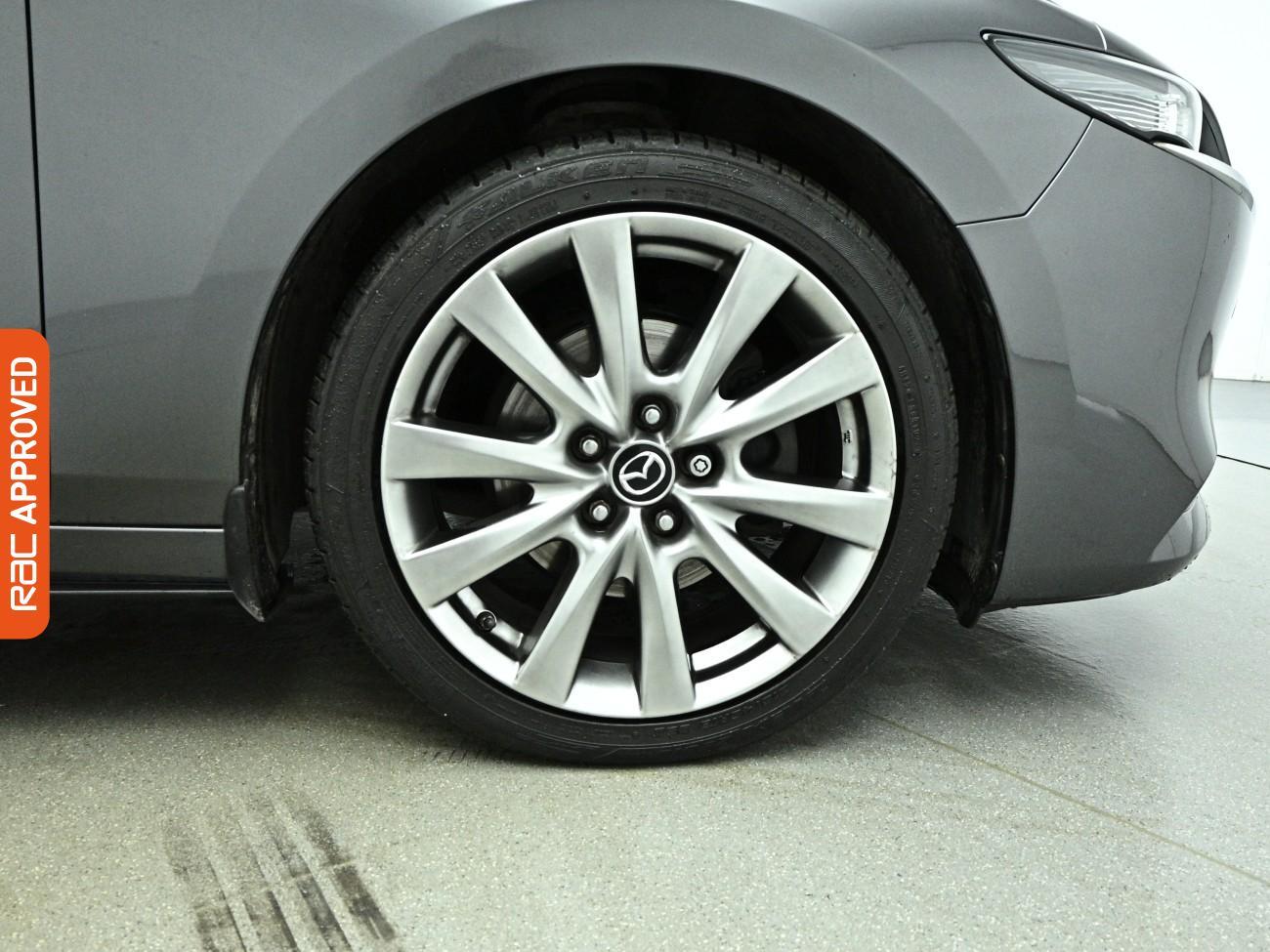 Mazda Mazda3 view 29