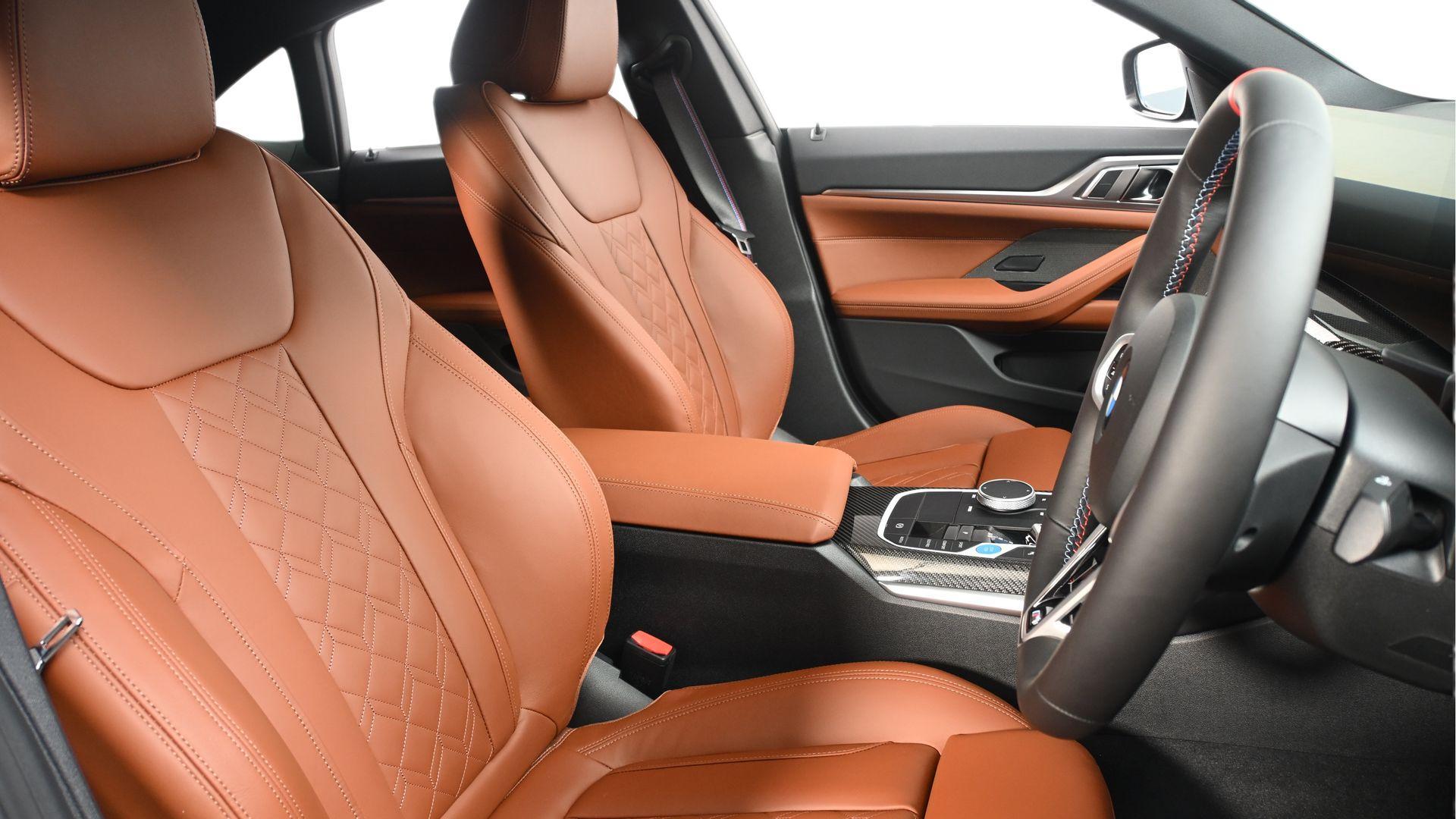 BMW i4 view 11