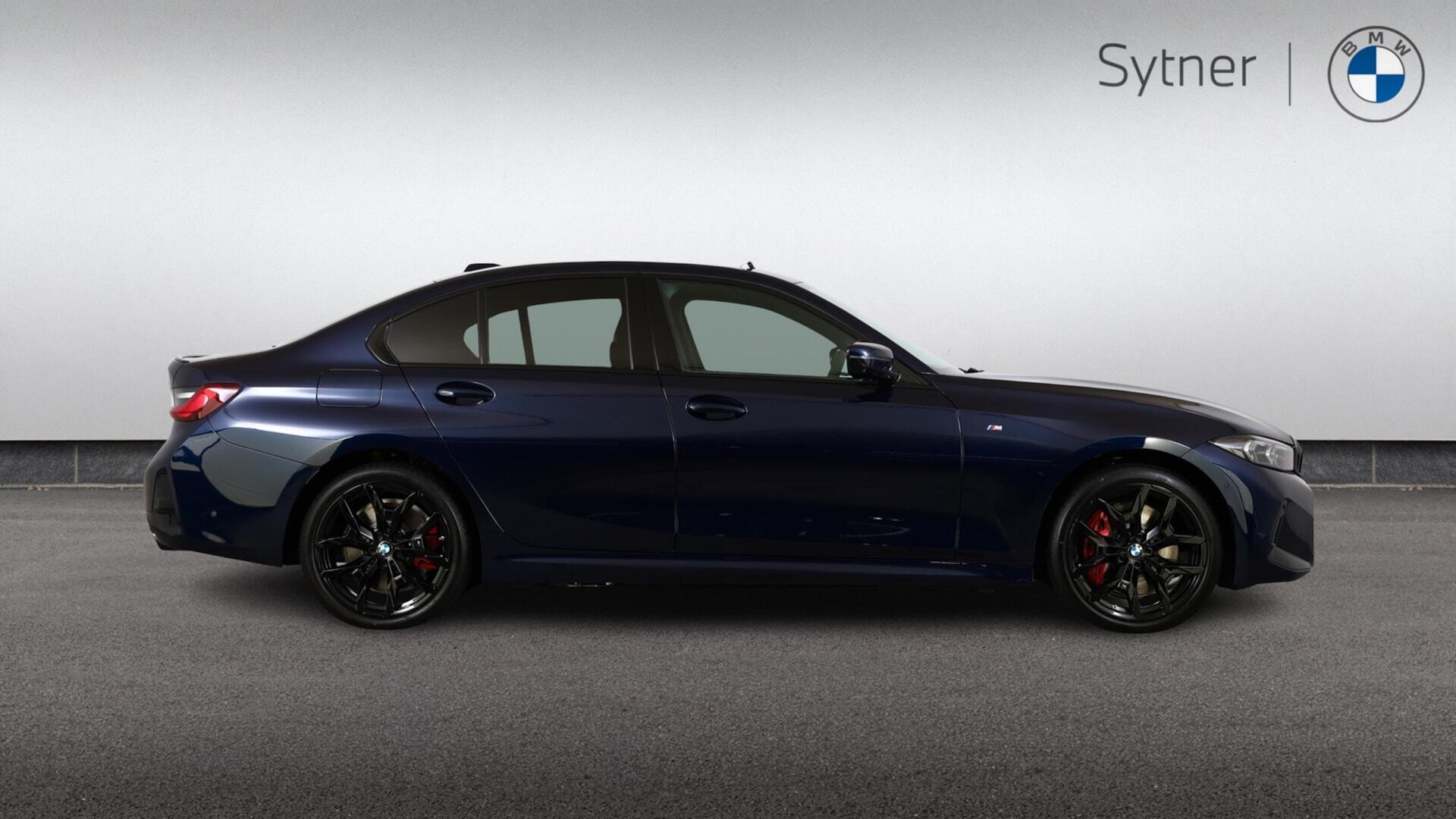 BMW 3 Series view 3