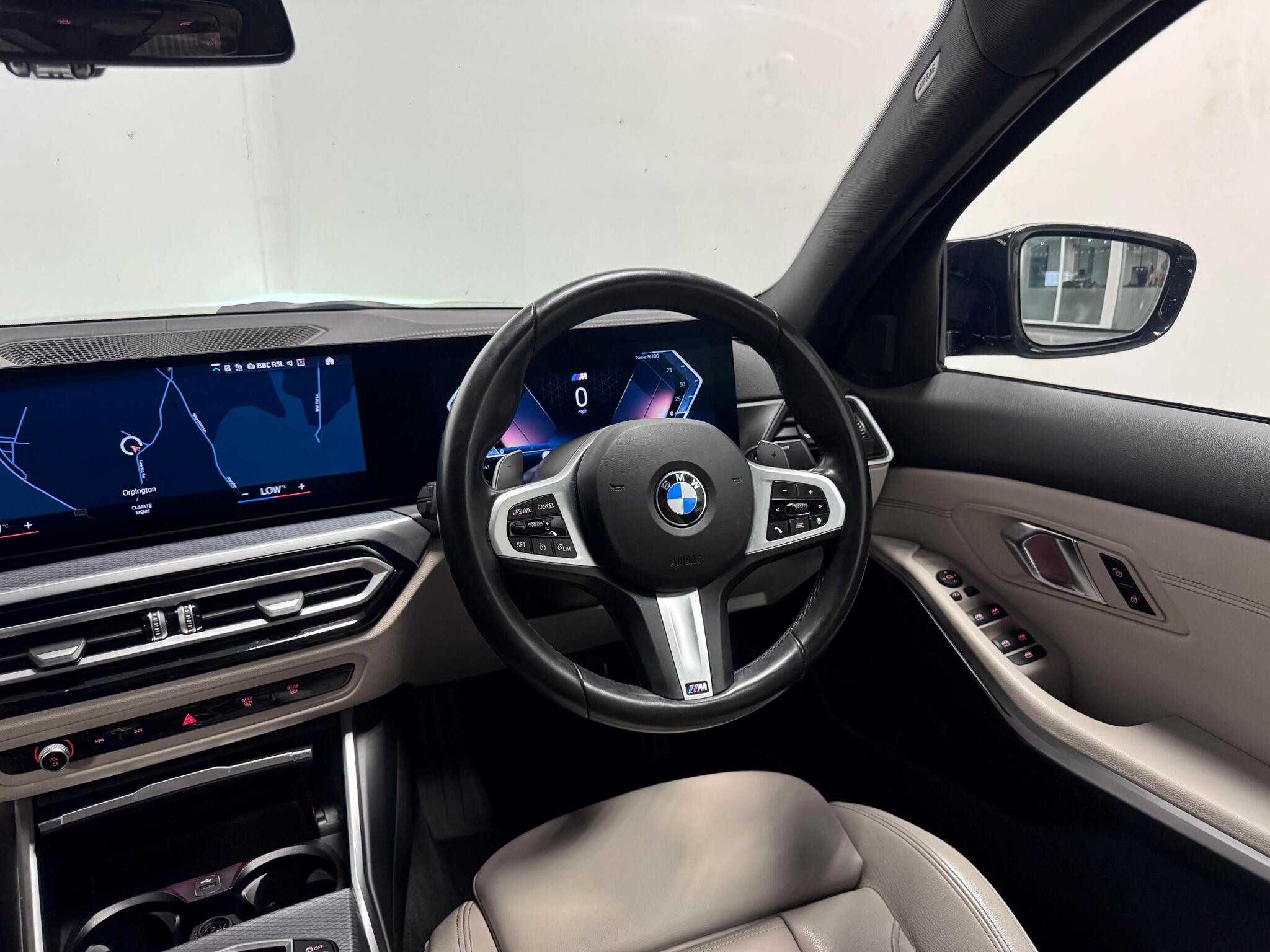 BMW 3 Series view 31