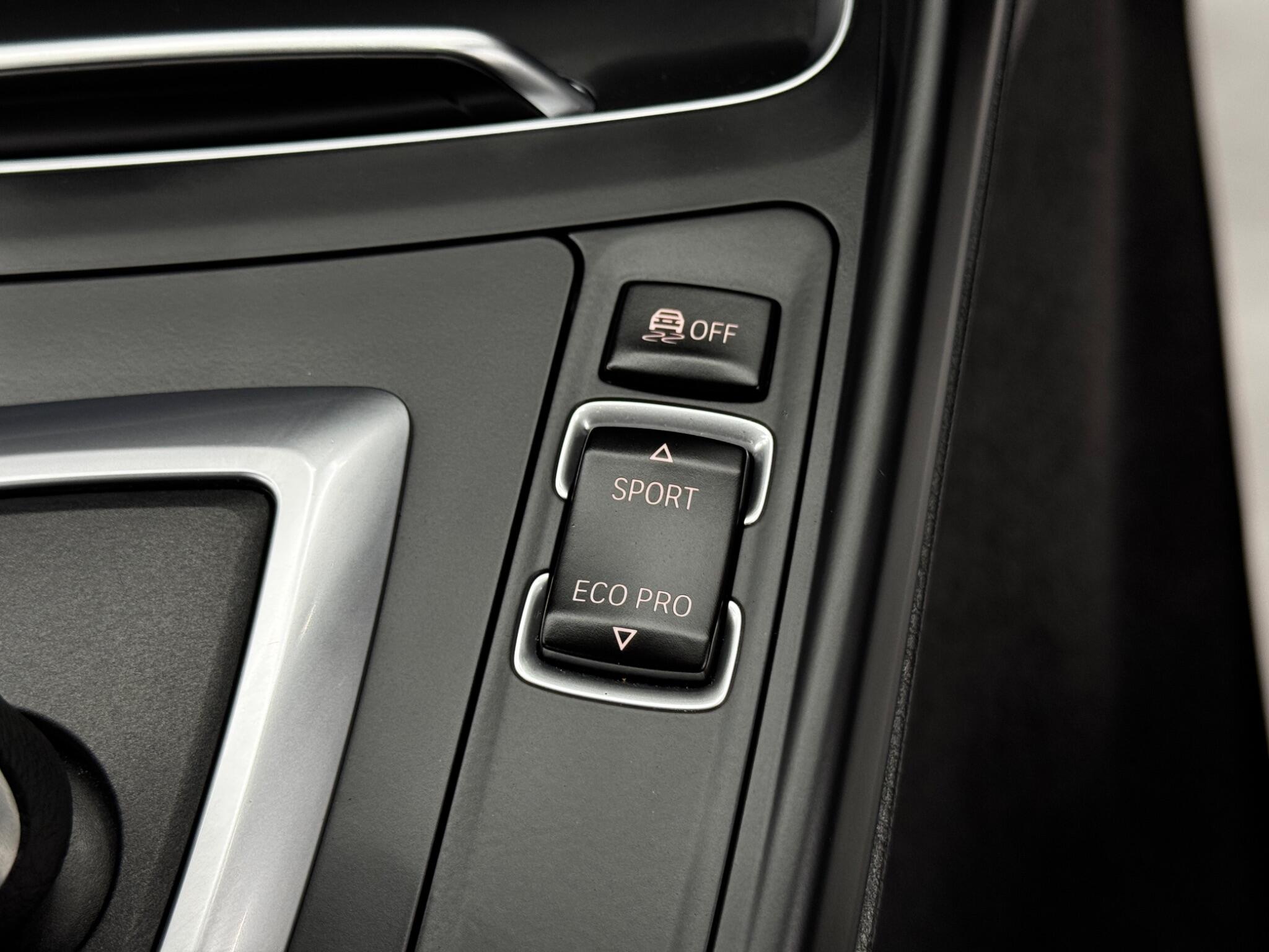 BMW 2 Series view 25