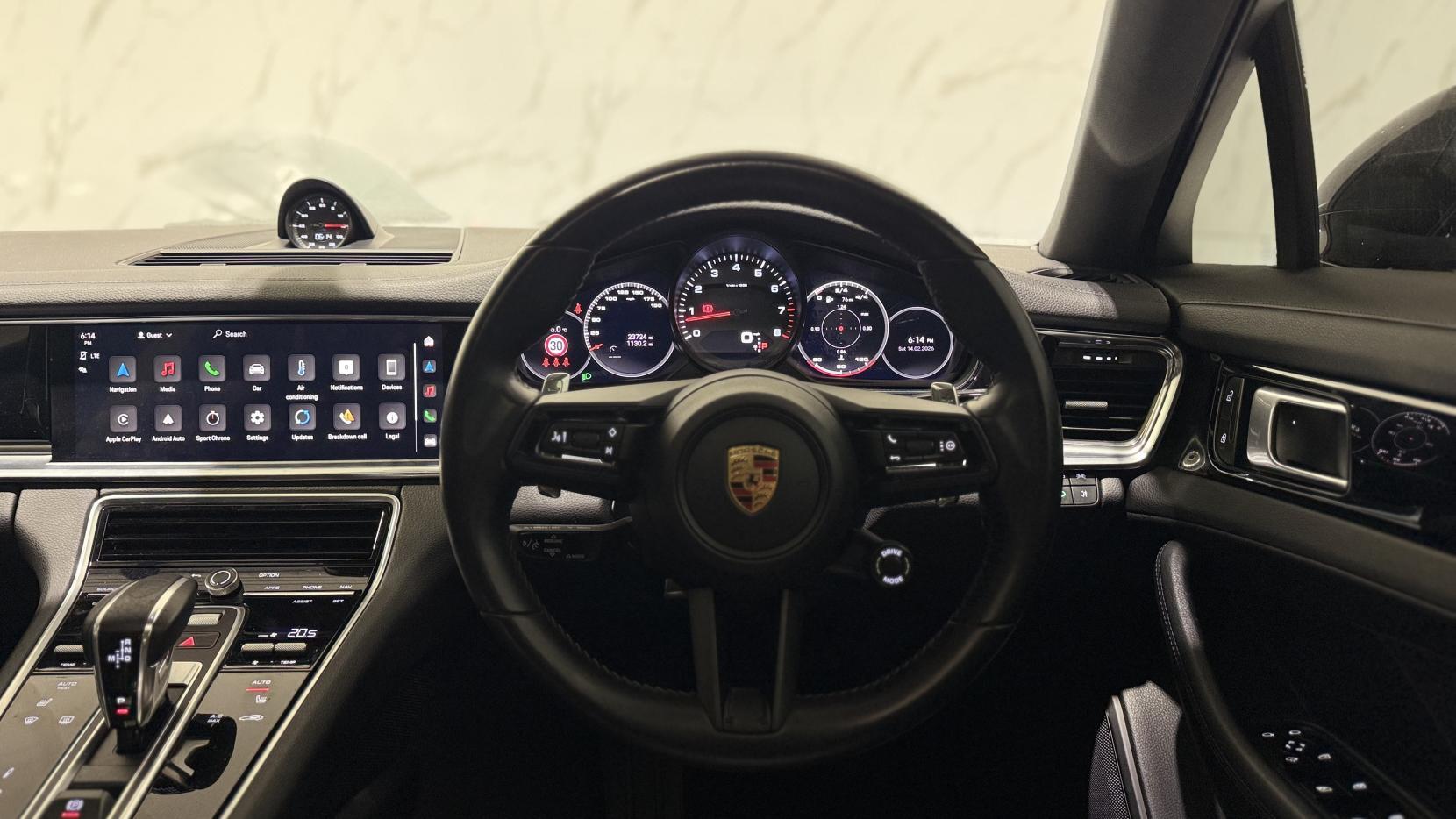 Porsche Panamera view 13