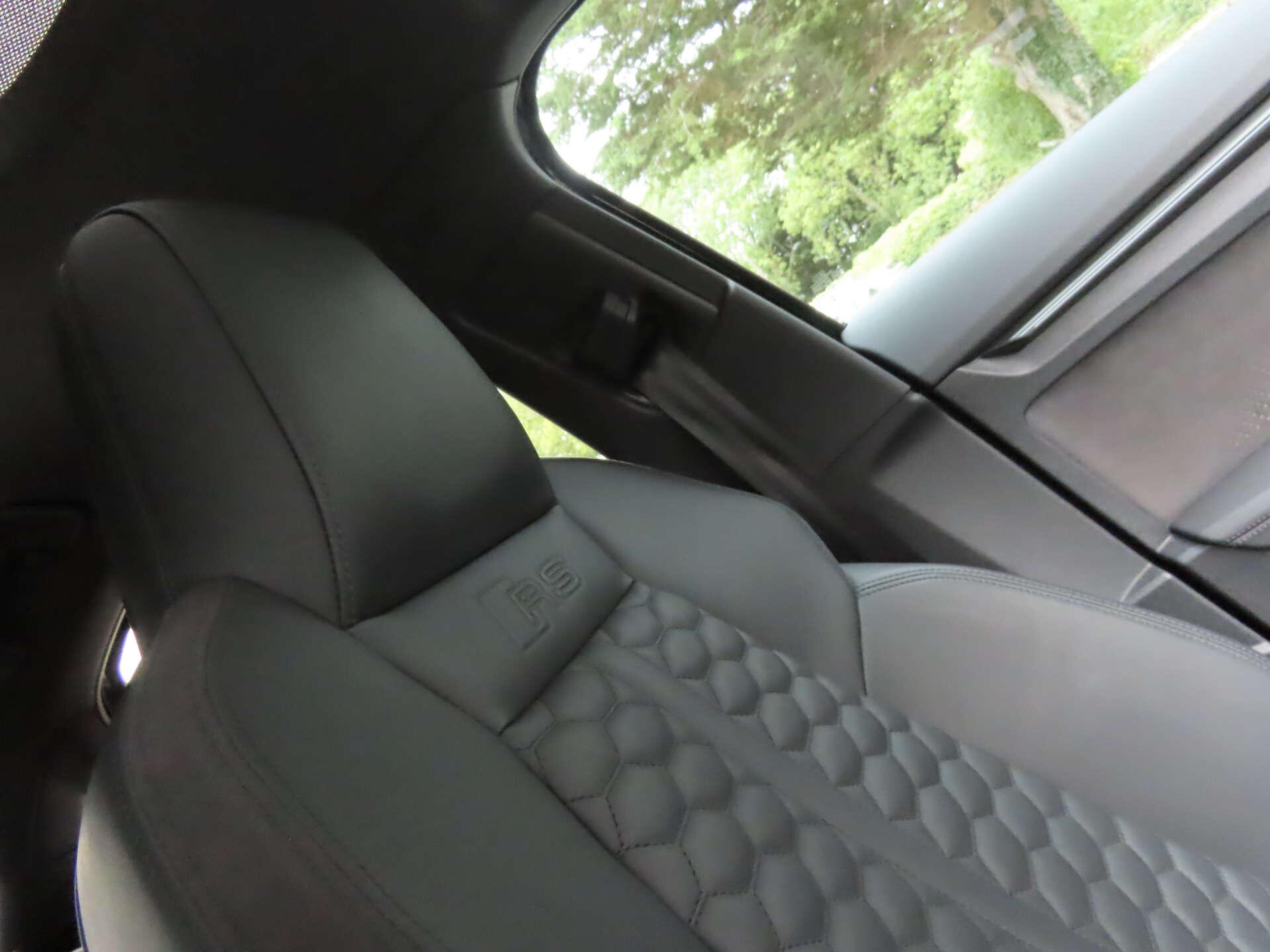 Audi RS3 view 21