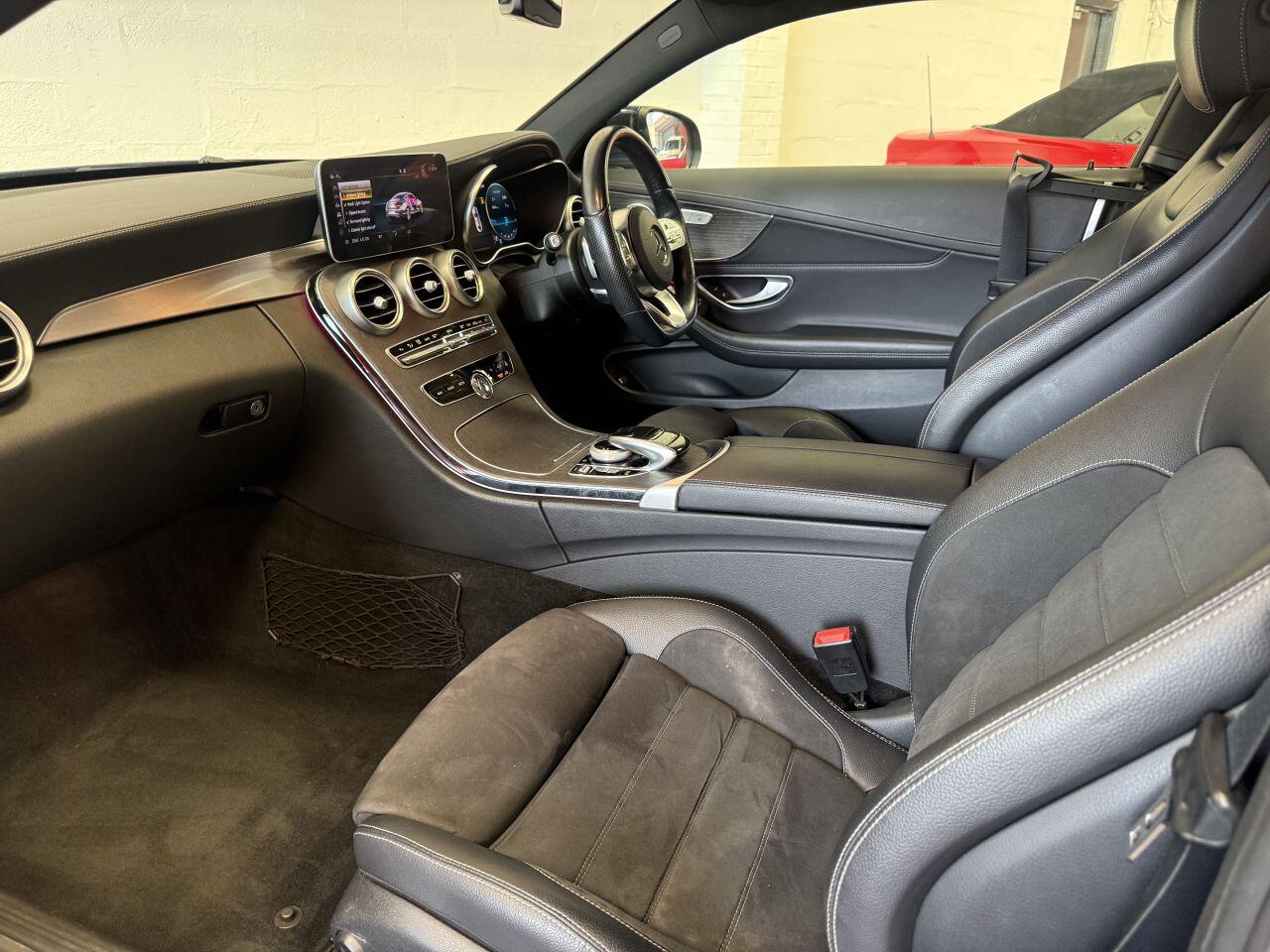 Mercedes-Benz C Class view 58