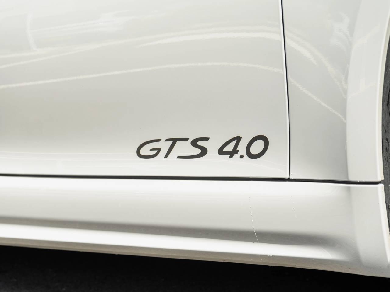 Porsche Cayman view 15