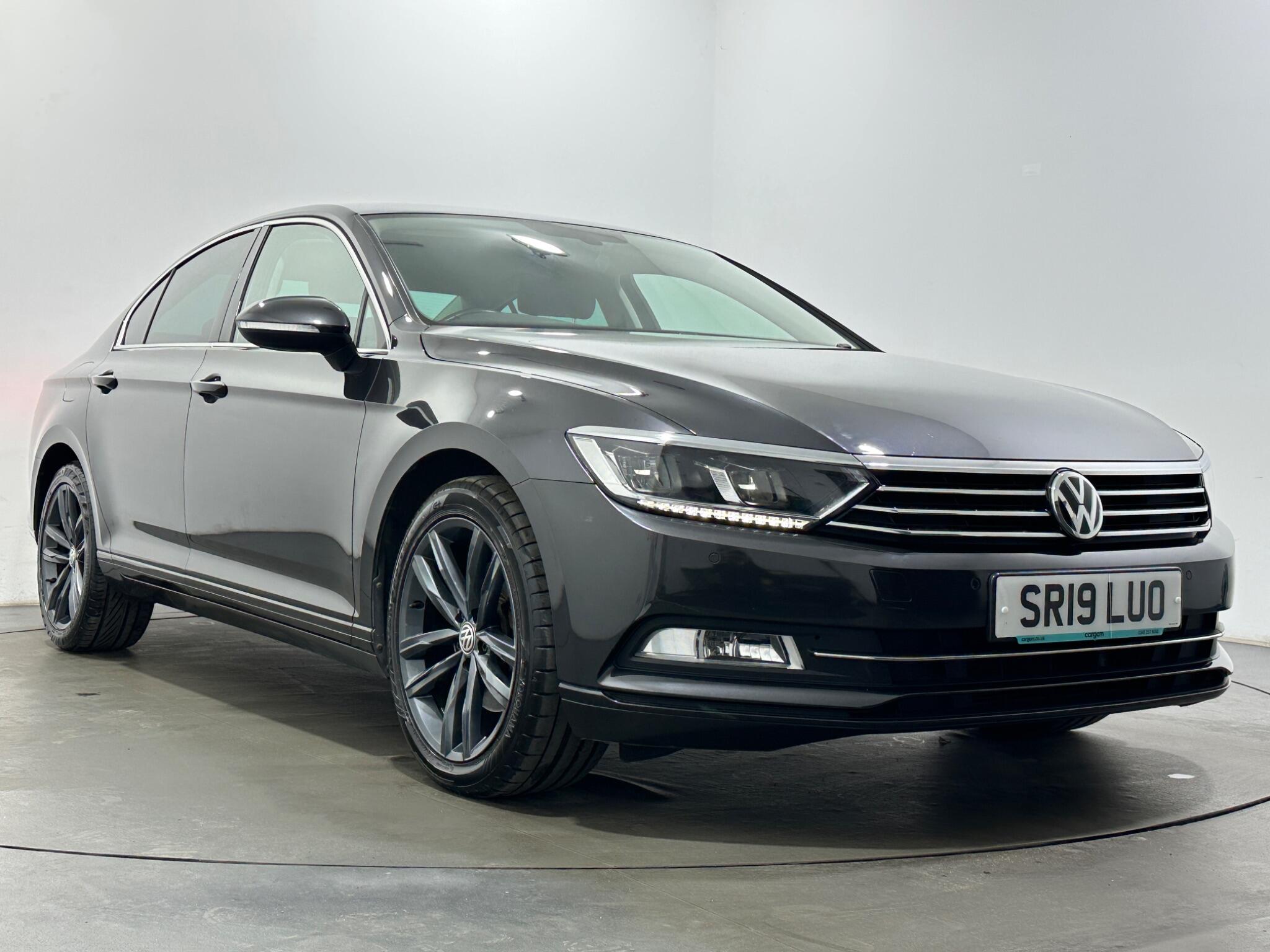 Volkswagen Passat view 52