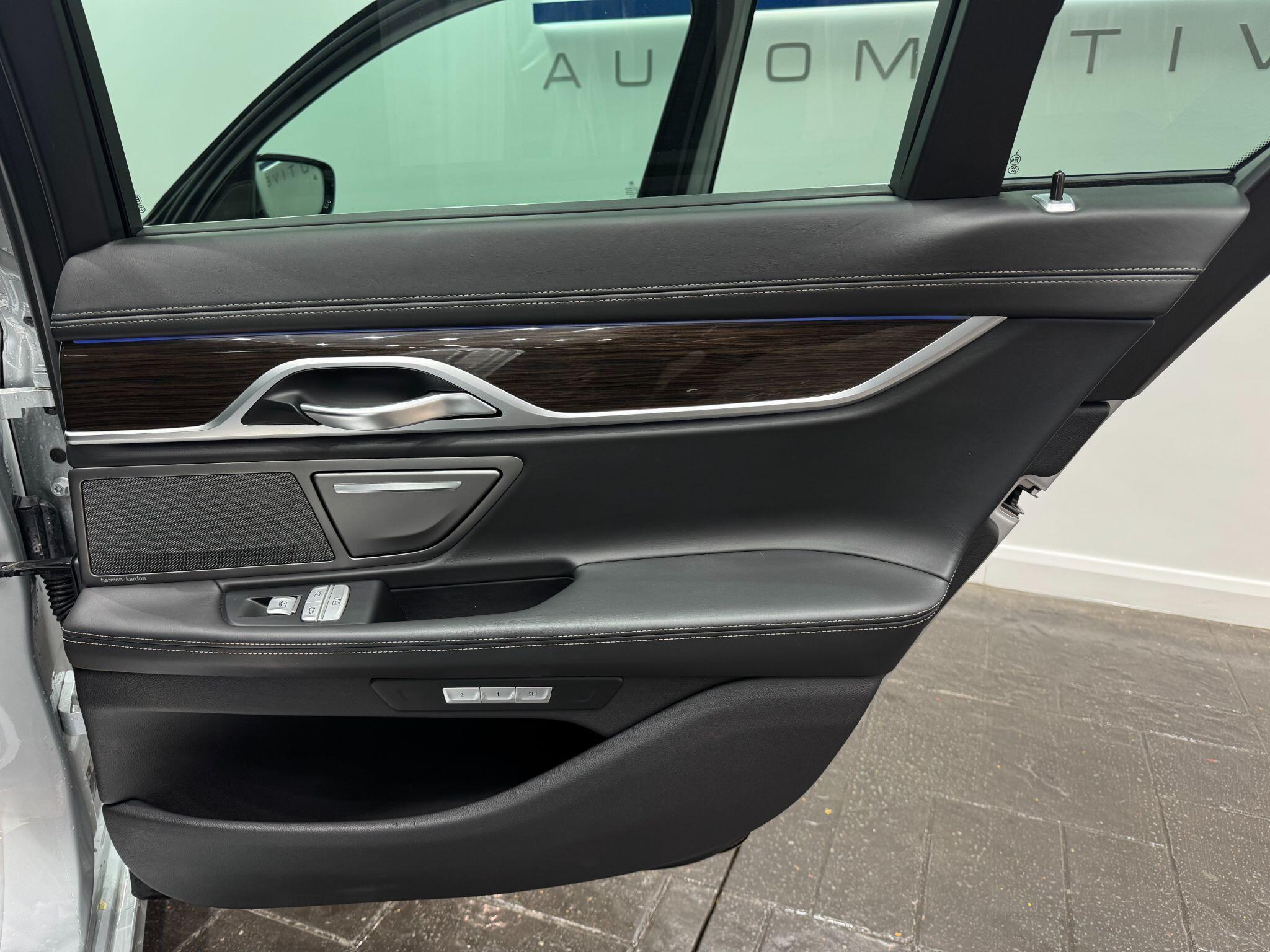 BMW 7 Series view 53