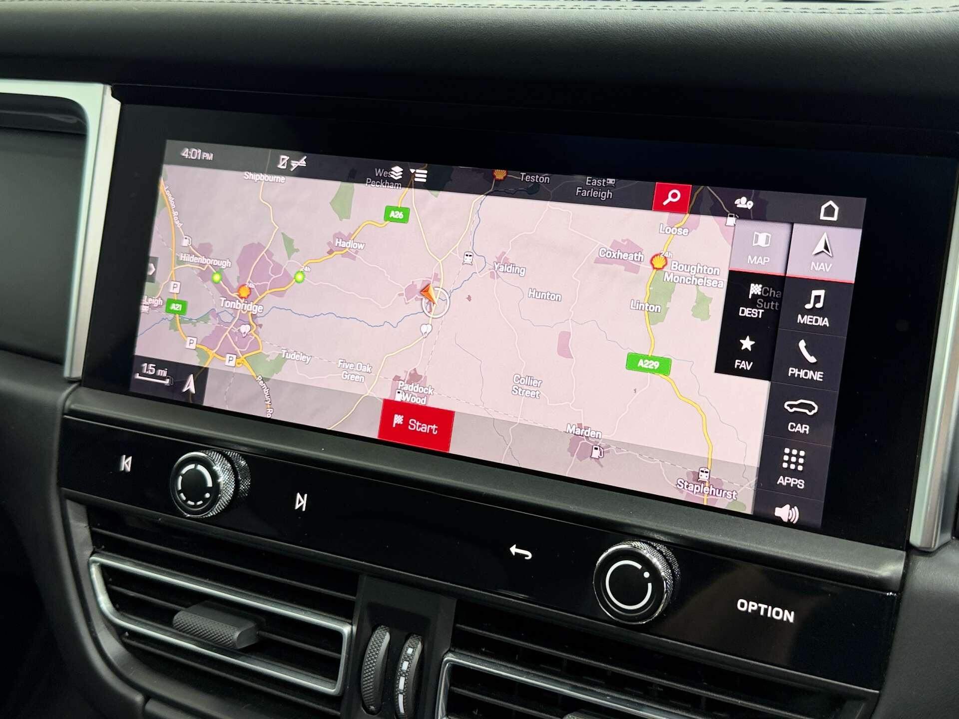 Porsche Macan view 52