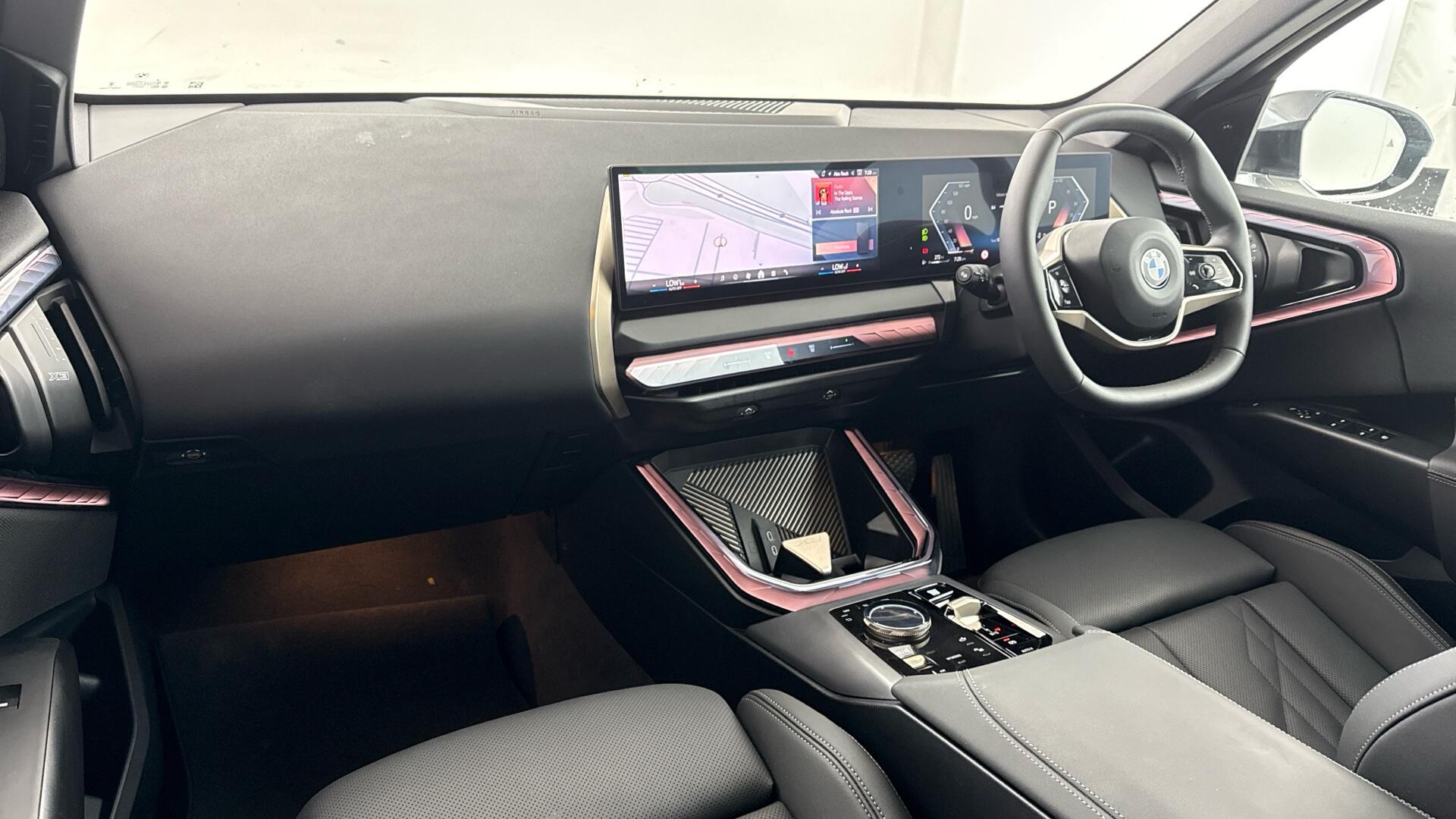 BMW X3 view 7