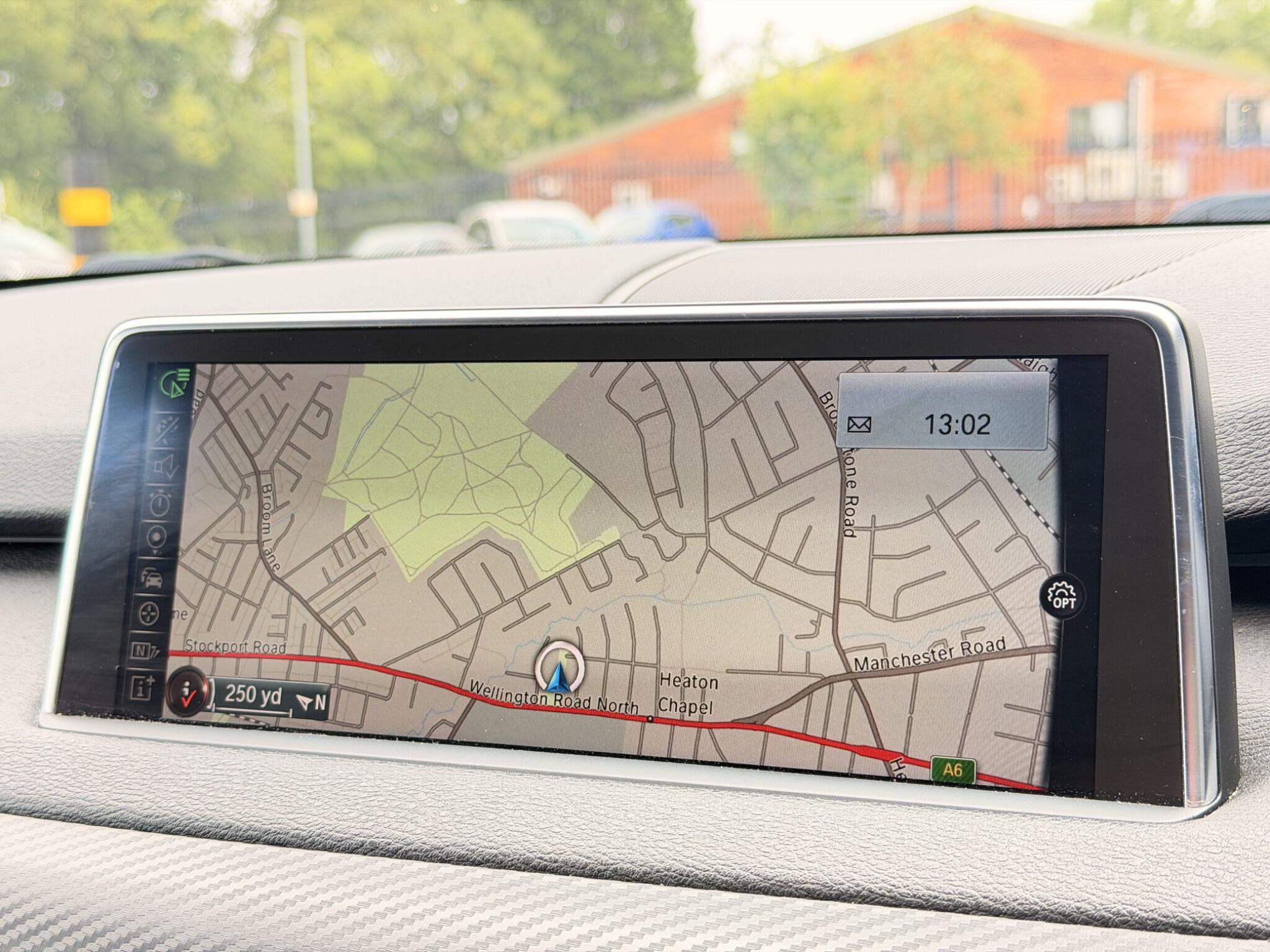 BMW X5 view 30