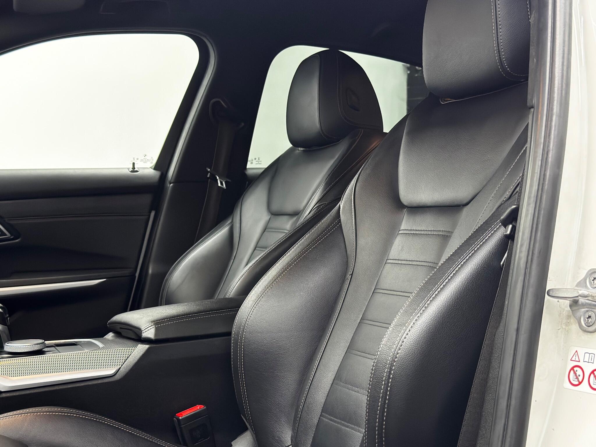 BMW 3 Series view 56