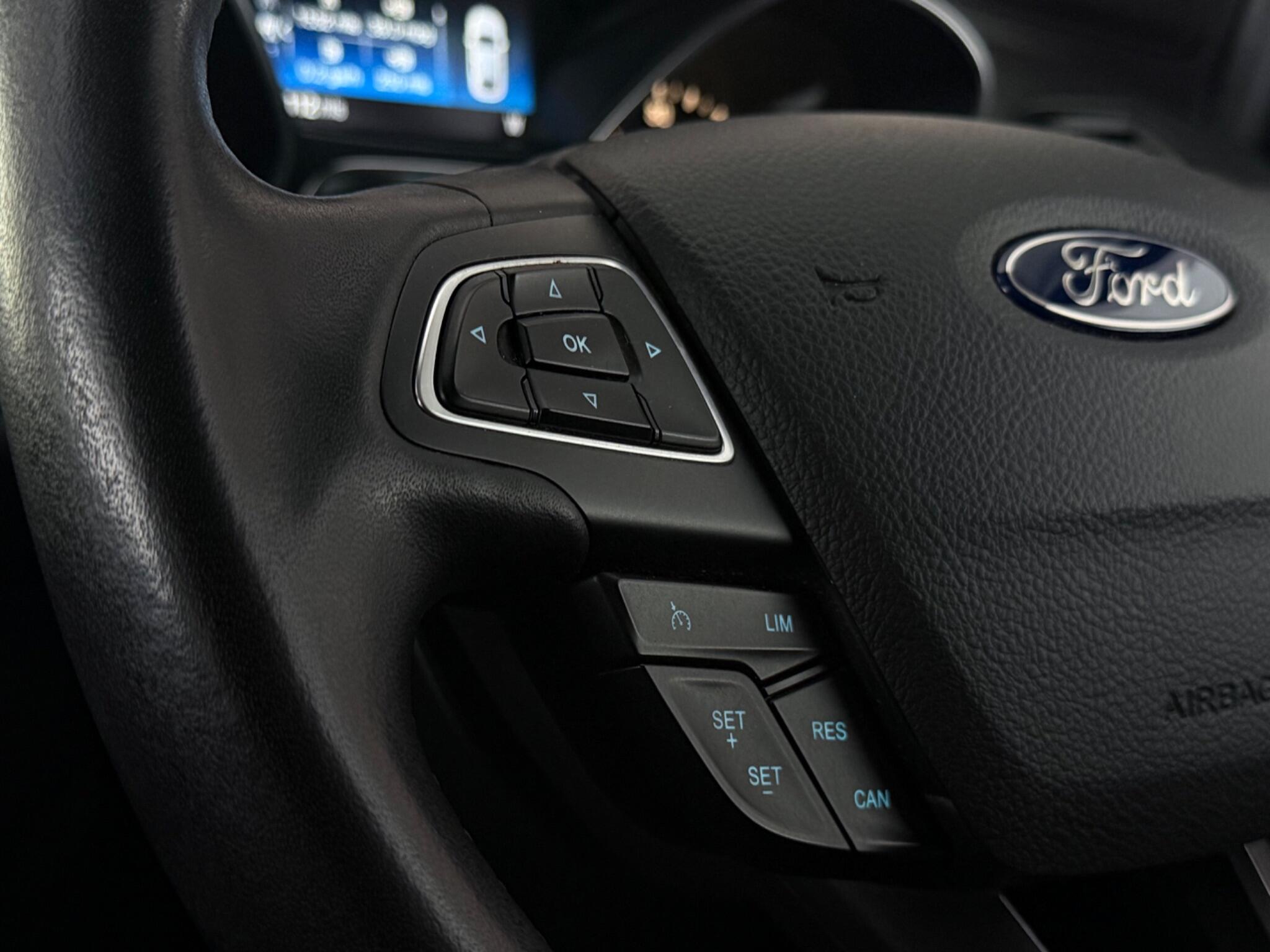 Ford Kuga view 12