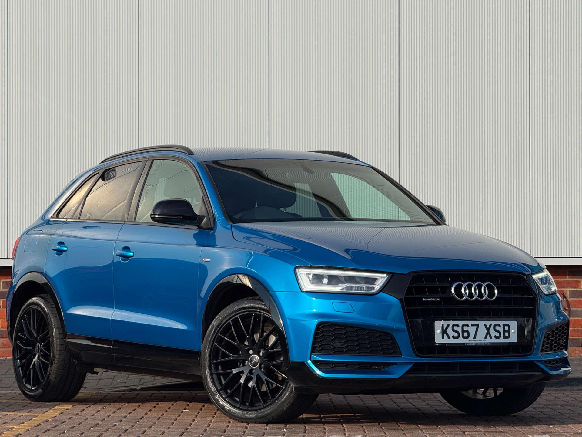 Audi Q3 view 6